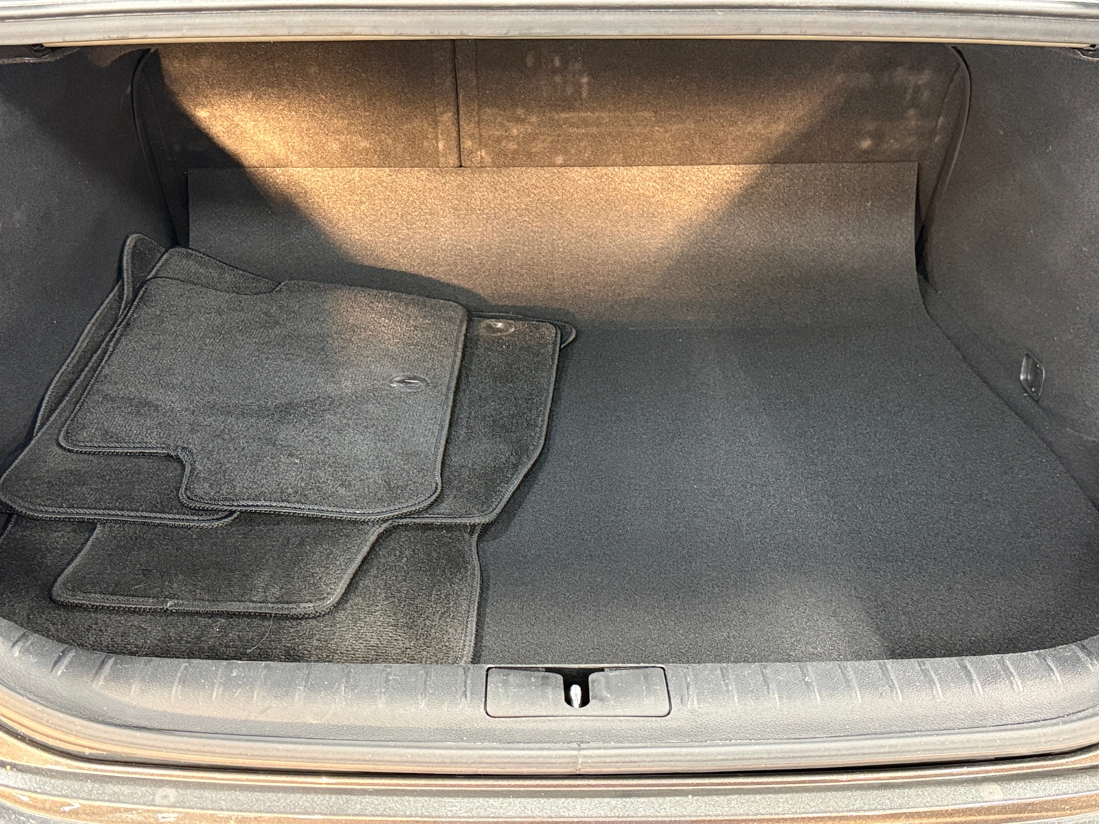 Thumbnail: 2022 Genesis G70 - 6