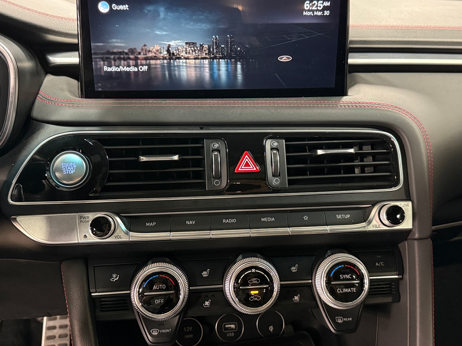 Thumbnail: 2022 Genesis G70 - 3