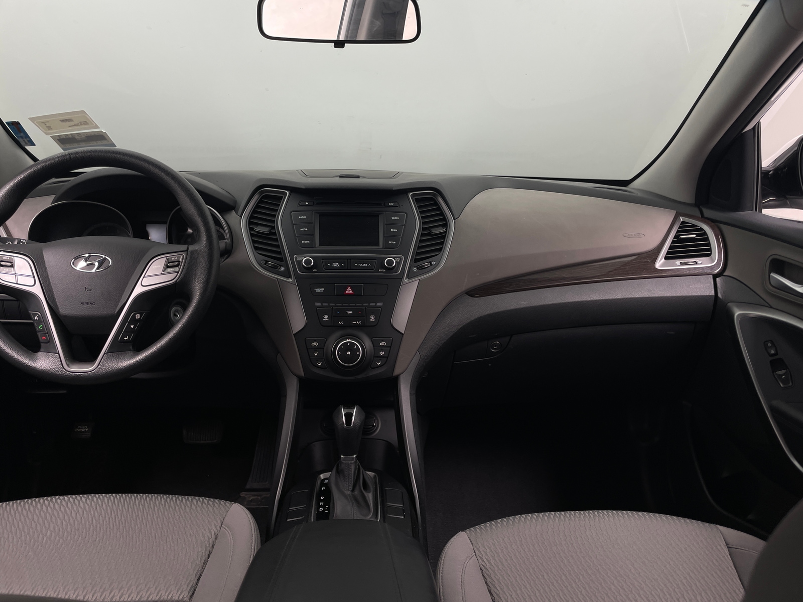 Thumbnail: 2018 Hyundai Santa Fe - 3