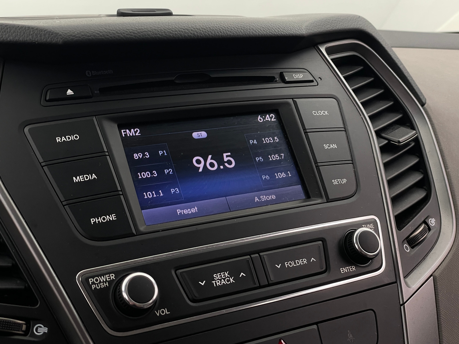 Thumbnail: 2018 Hyundai Santa Fe - 4