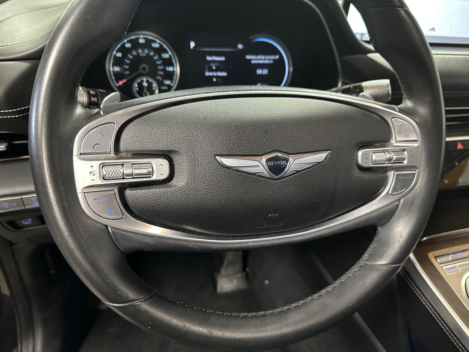 Thumbnail: 2021 Genesis GV80 - 4