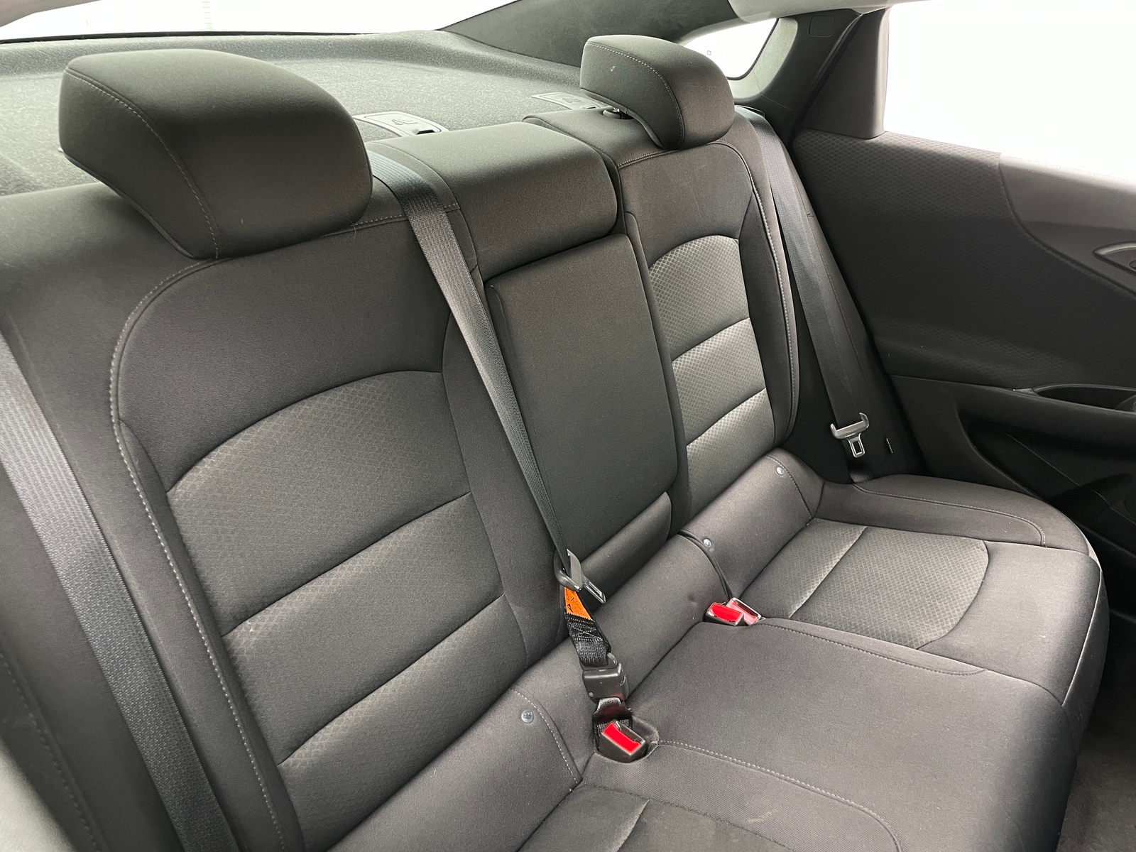 Thumbnail: 2017 Chevrolet Malibu - 6