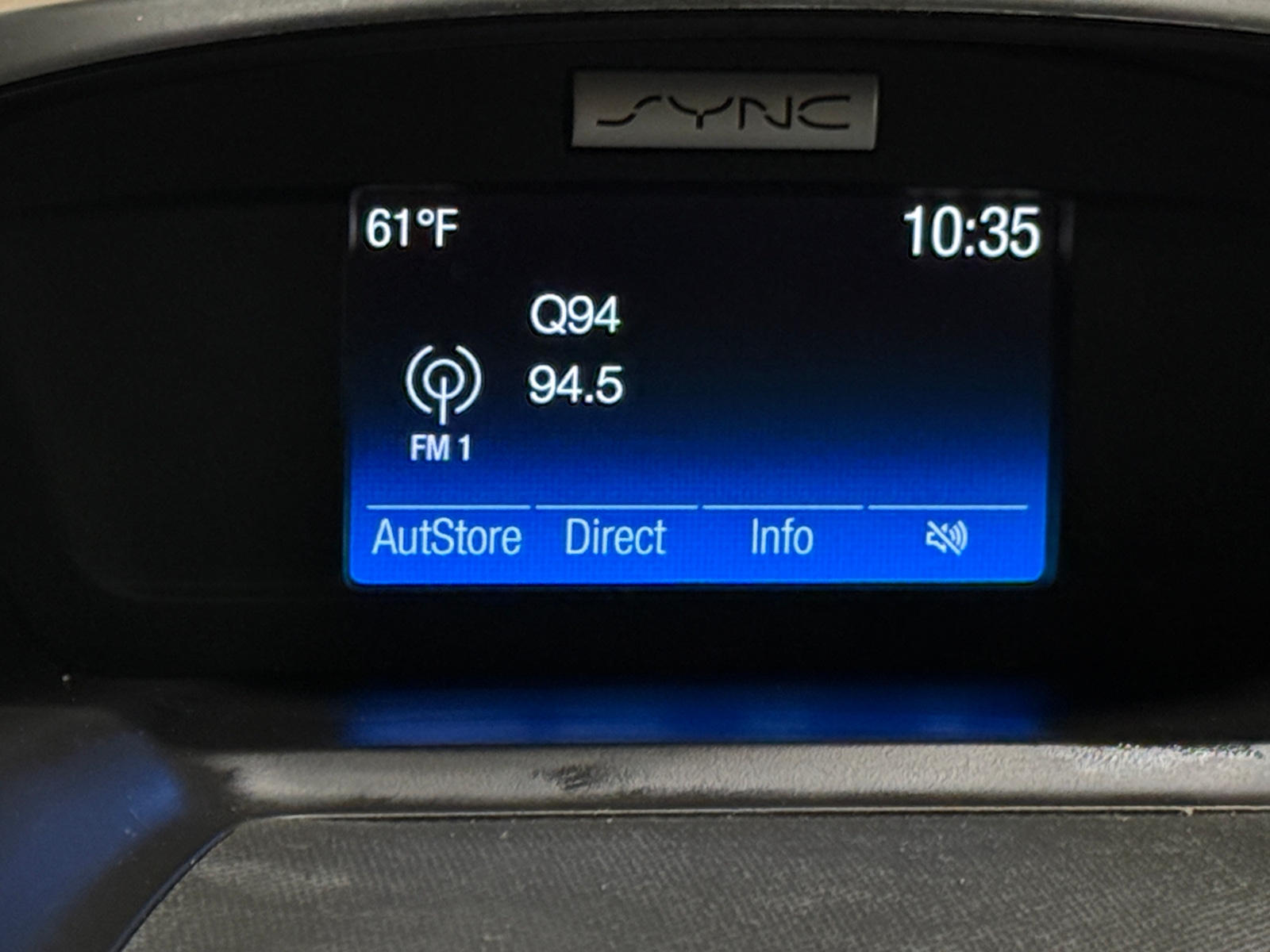 Thumbnail: 2017 Ford Escape - 4