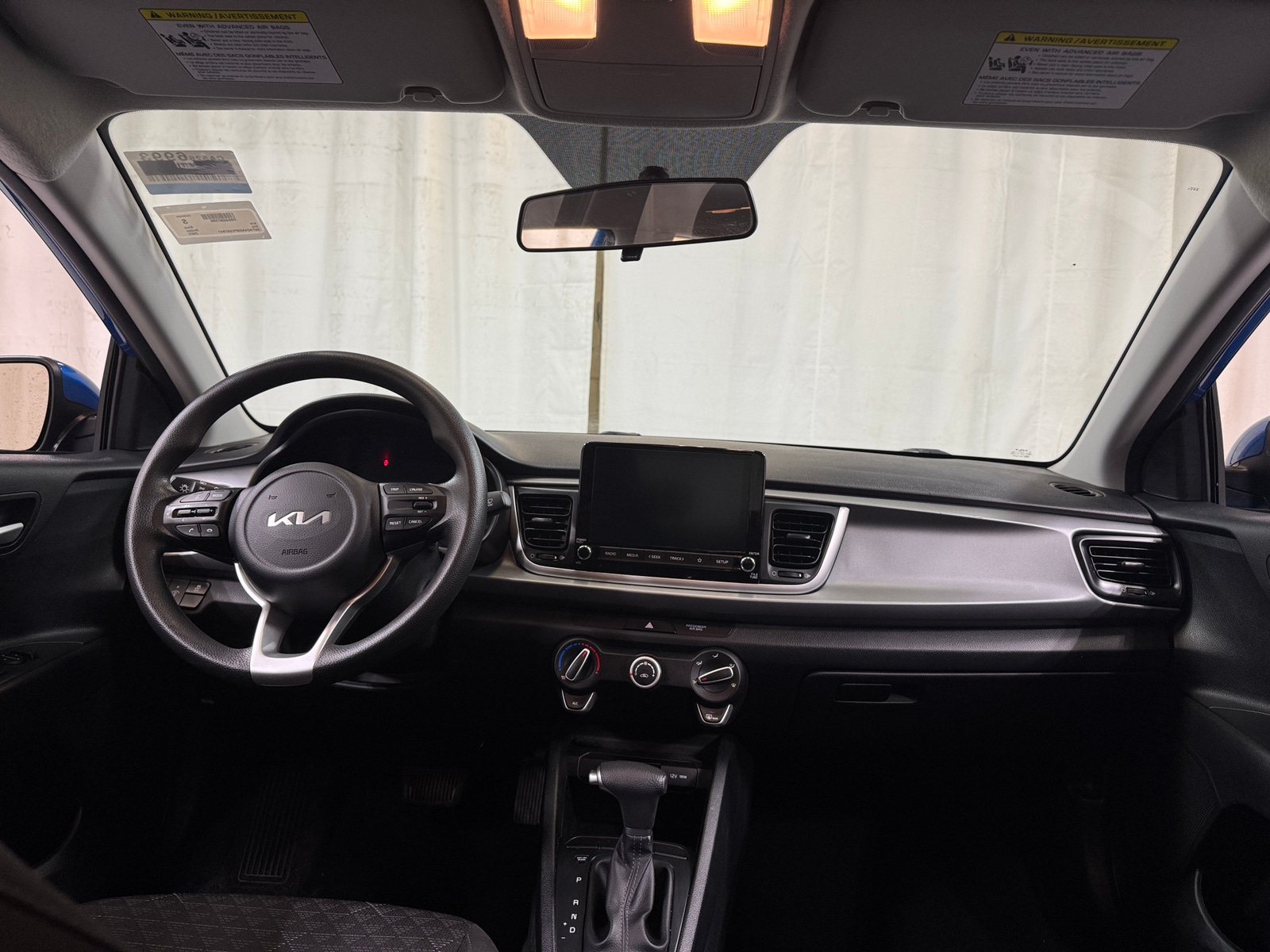 Thumbnail: 2023 Kia Rio - 3