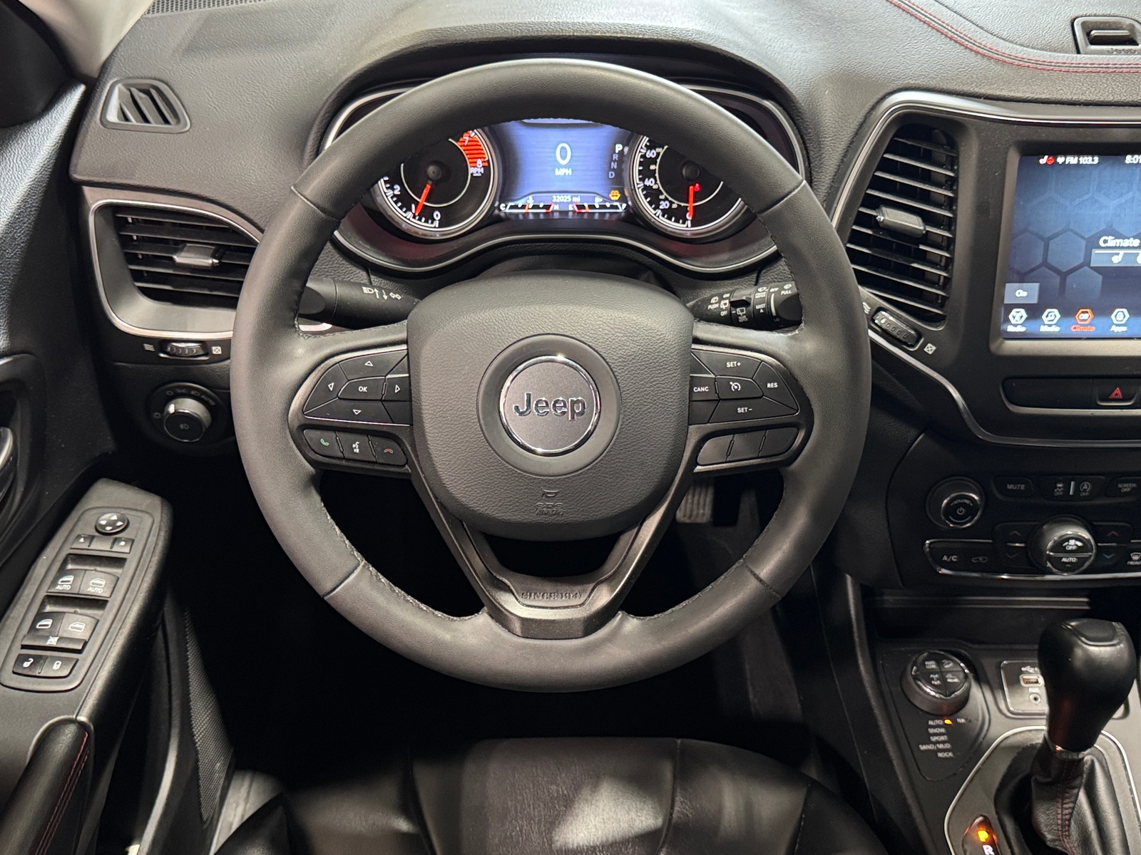 Thumbnail: 2022 Jeep Cherokee - 5