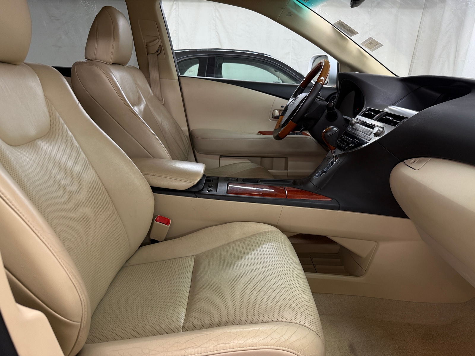 Thumbnail: 2010 Lexus RX - 2