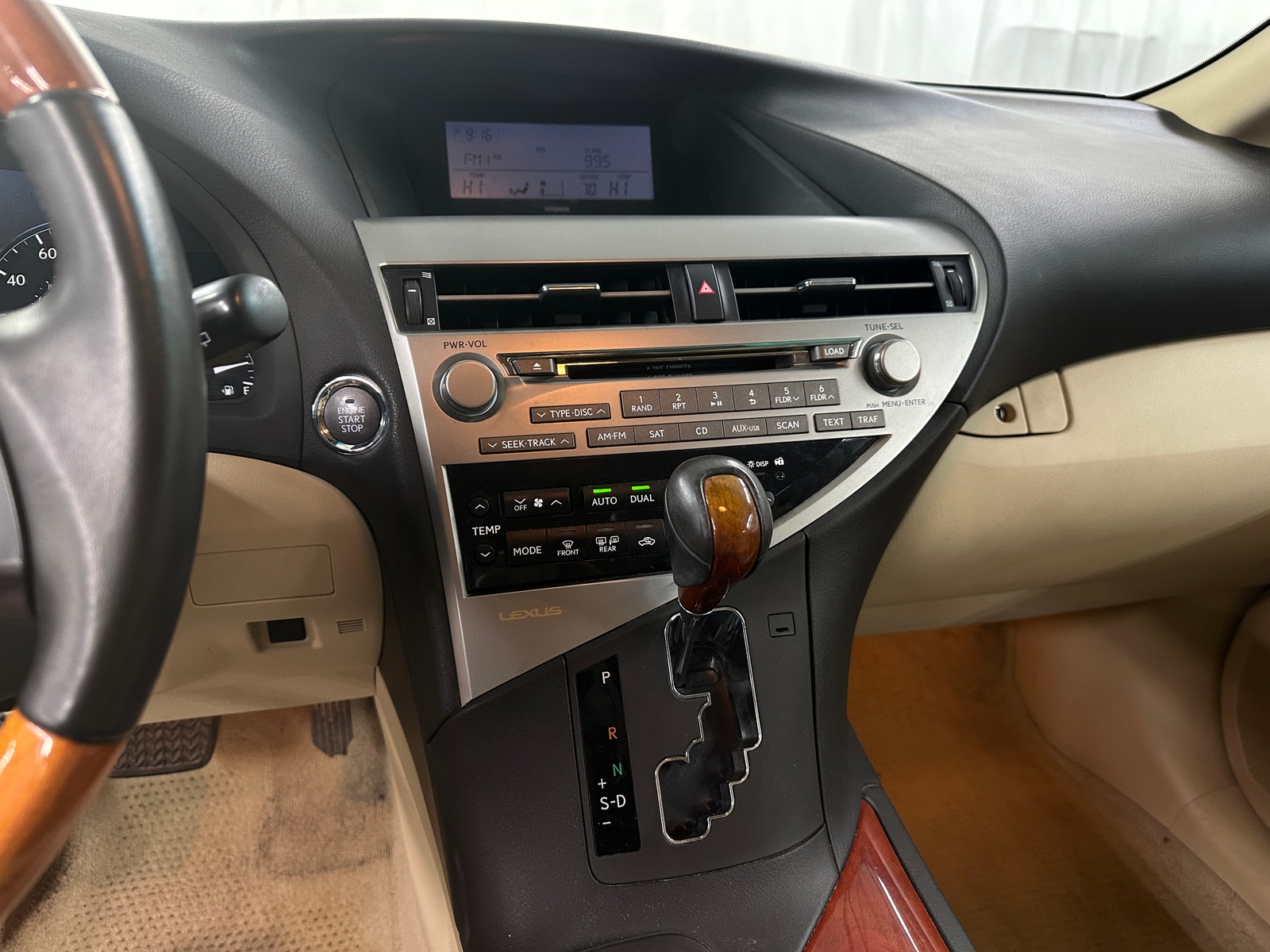 Thumbnail: 2010 Lexus RX - 4