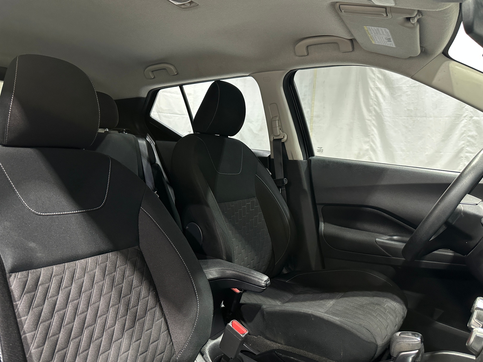 Thumbnail: 2022 Nissan Kicks - 2