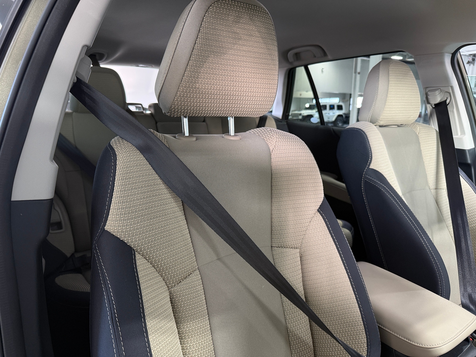 Thumbnail: 2025 Subaru Outback - 2