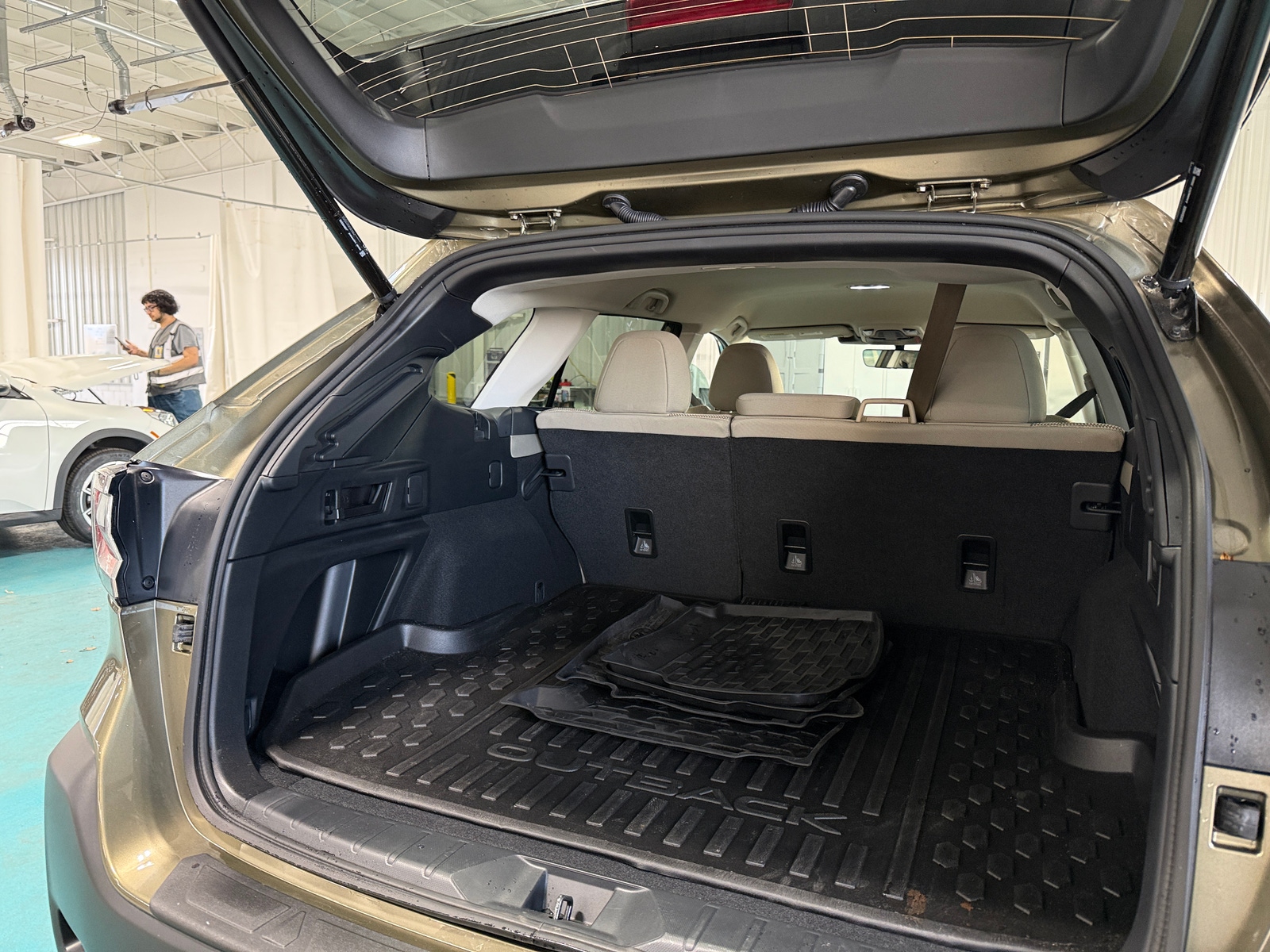 Thumbnail: 2025 Subaru Outback - 7