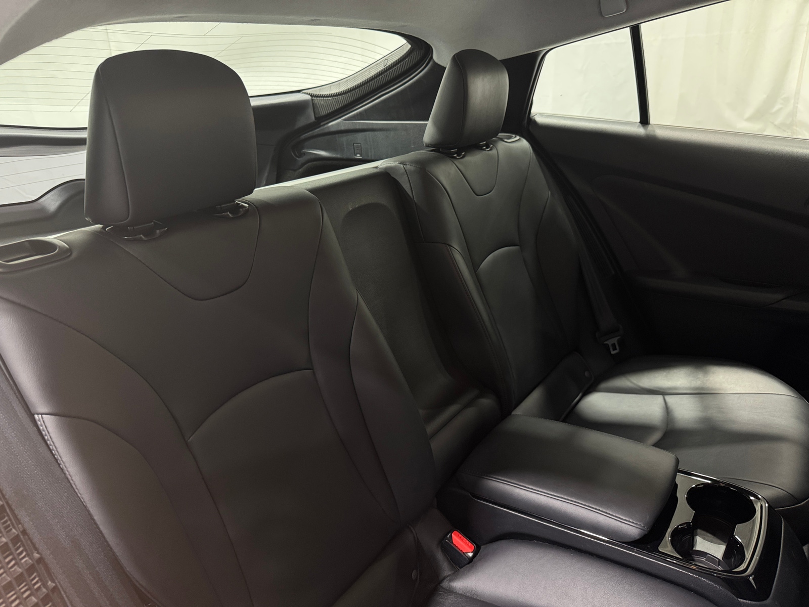 Thumbnail: 2017 Toyota Prius Prime - 6