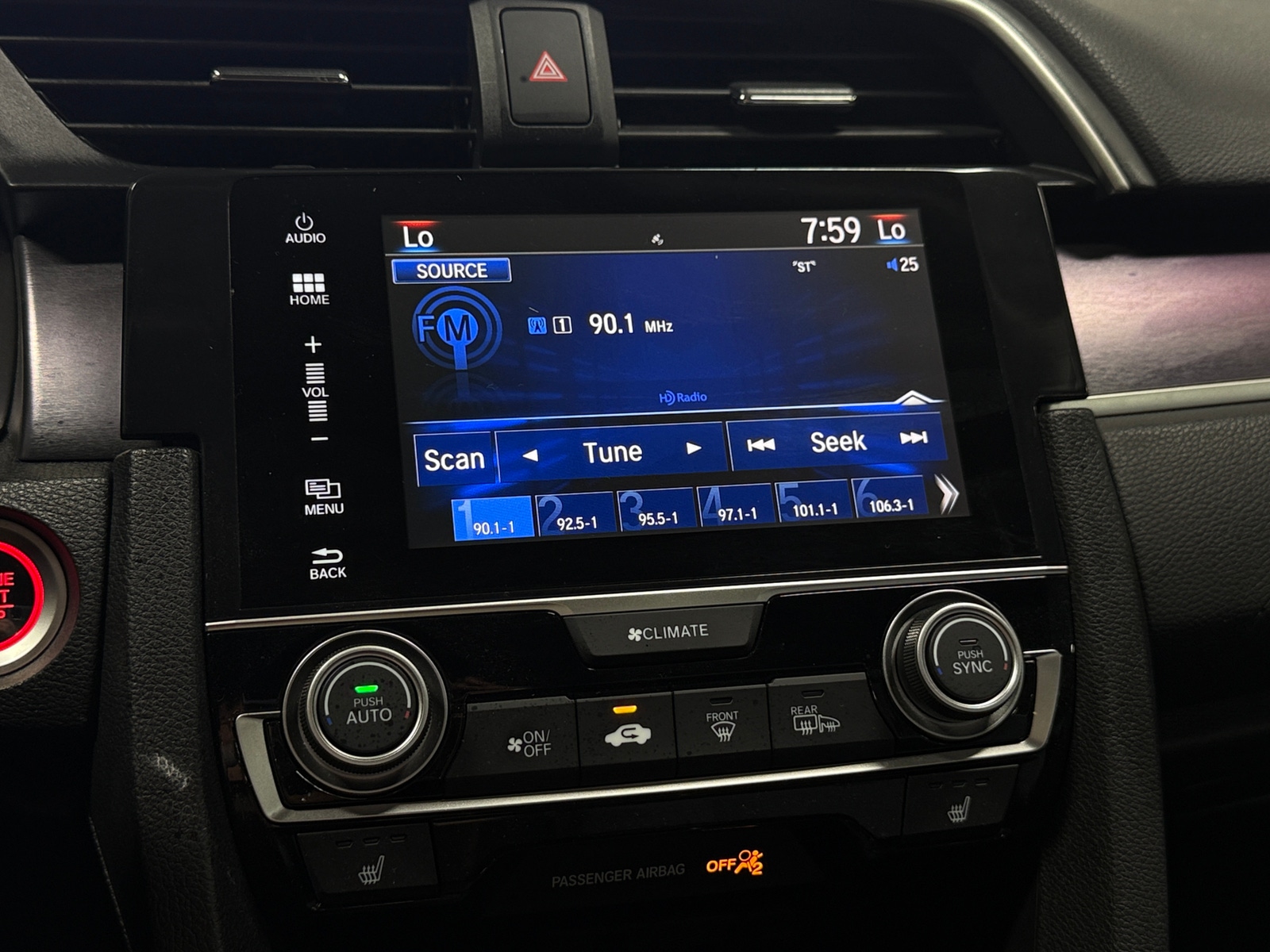 Thumbnail: 2017 Honda Civic - 4