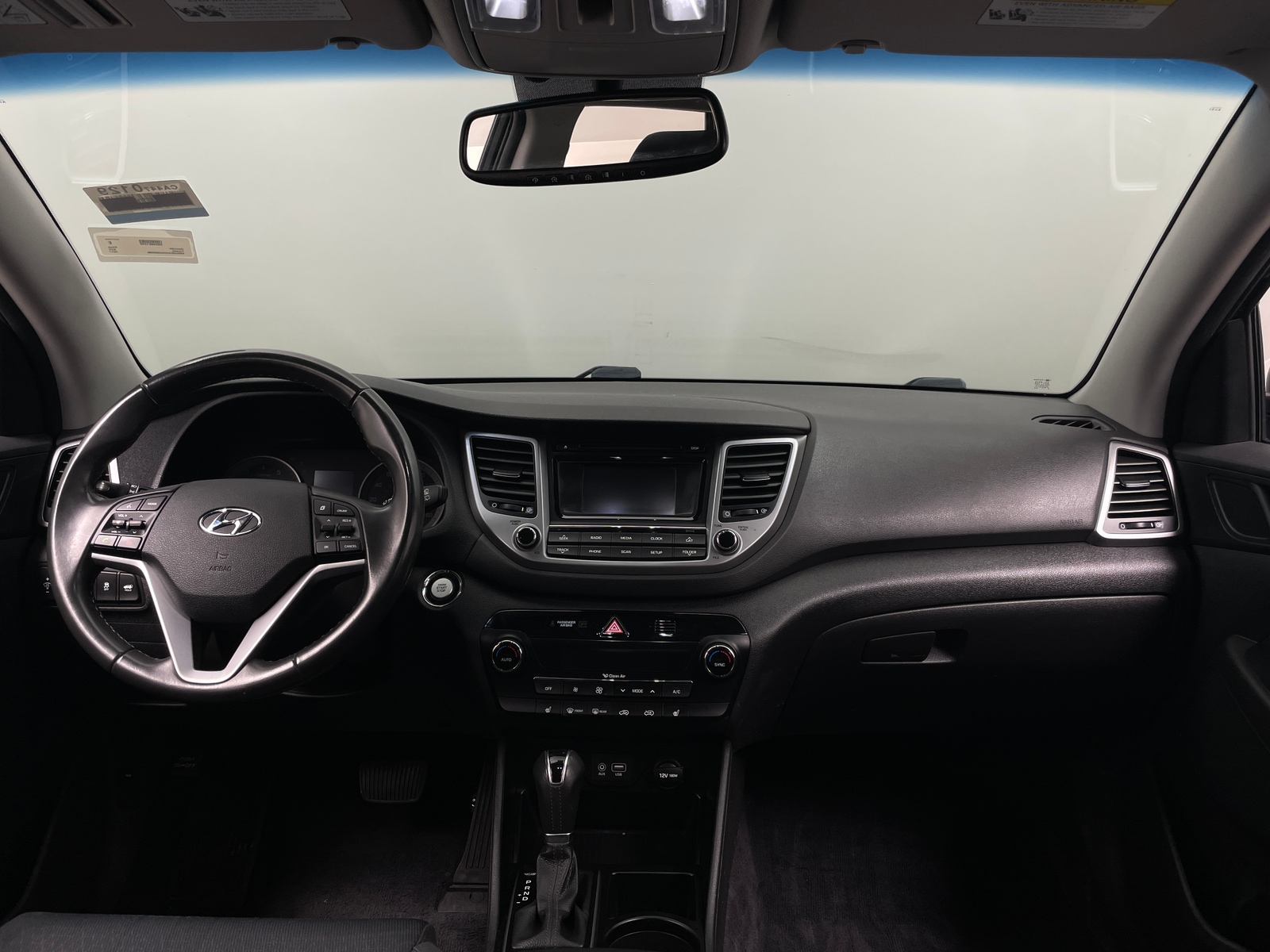 Thumbnail: 2017 Hyundai Tucson - 3