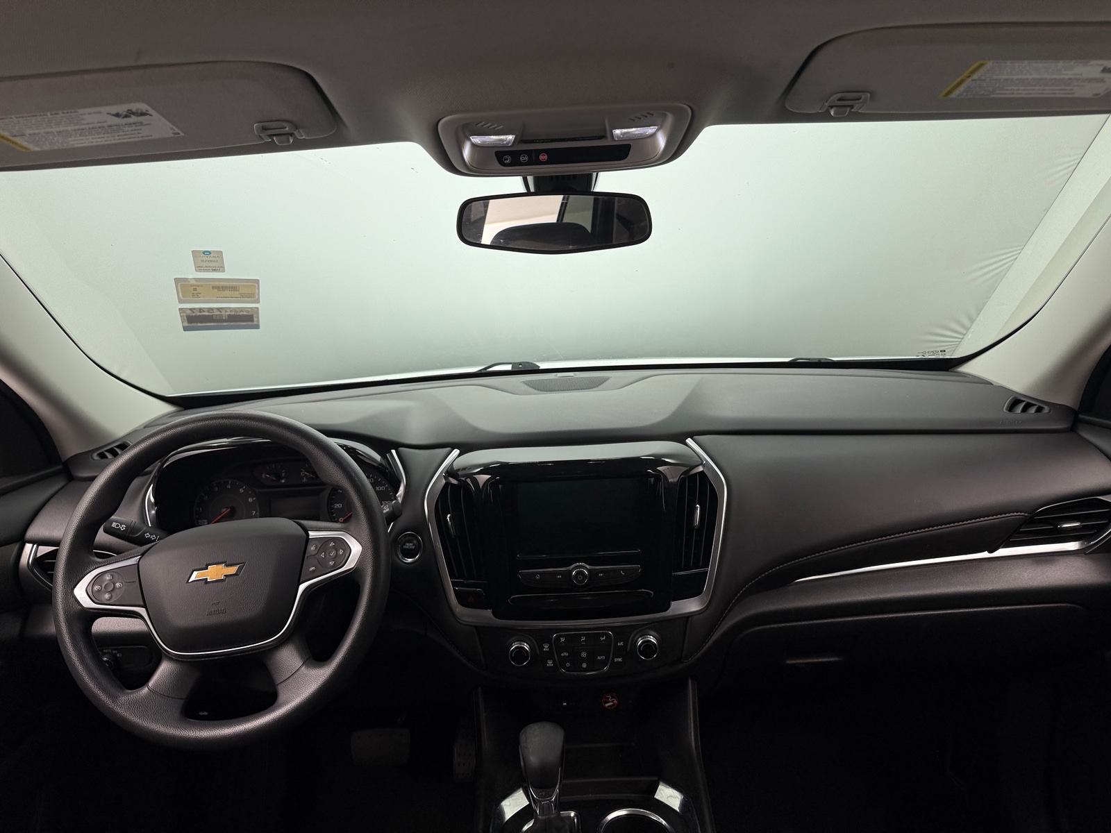 Thumbnail: 2021 Chevrolet Traverse - 3