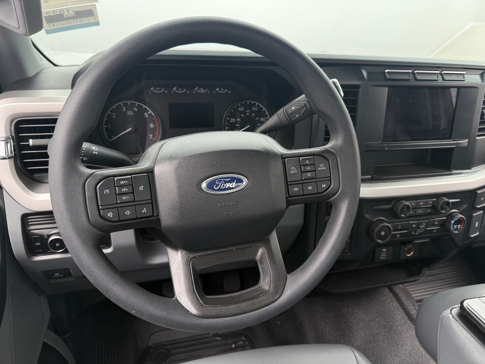 Thumbnail: 2023 Ford Econoline - 3