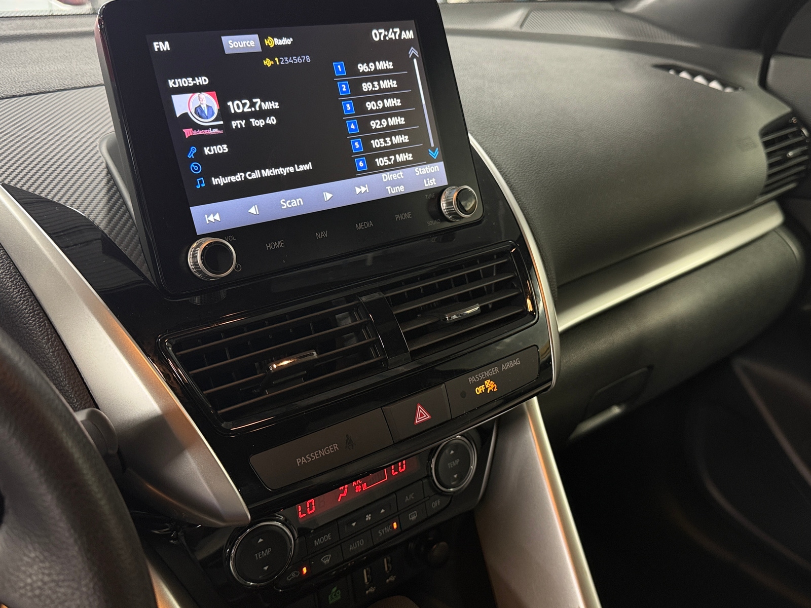 Thumbnail: 2023 Mitsubishi Eclipse Cross - 3