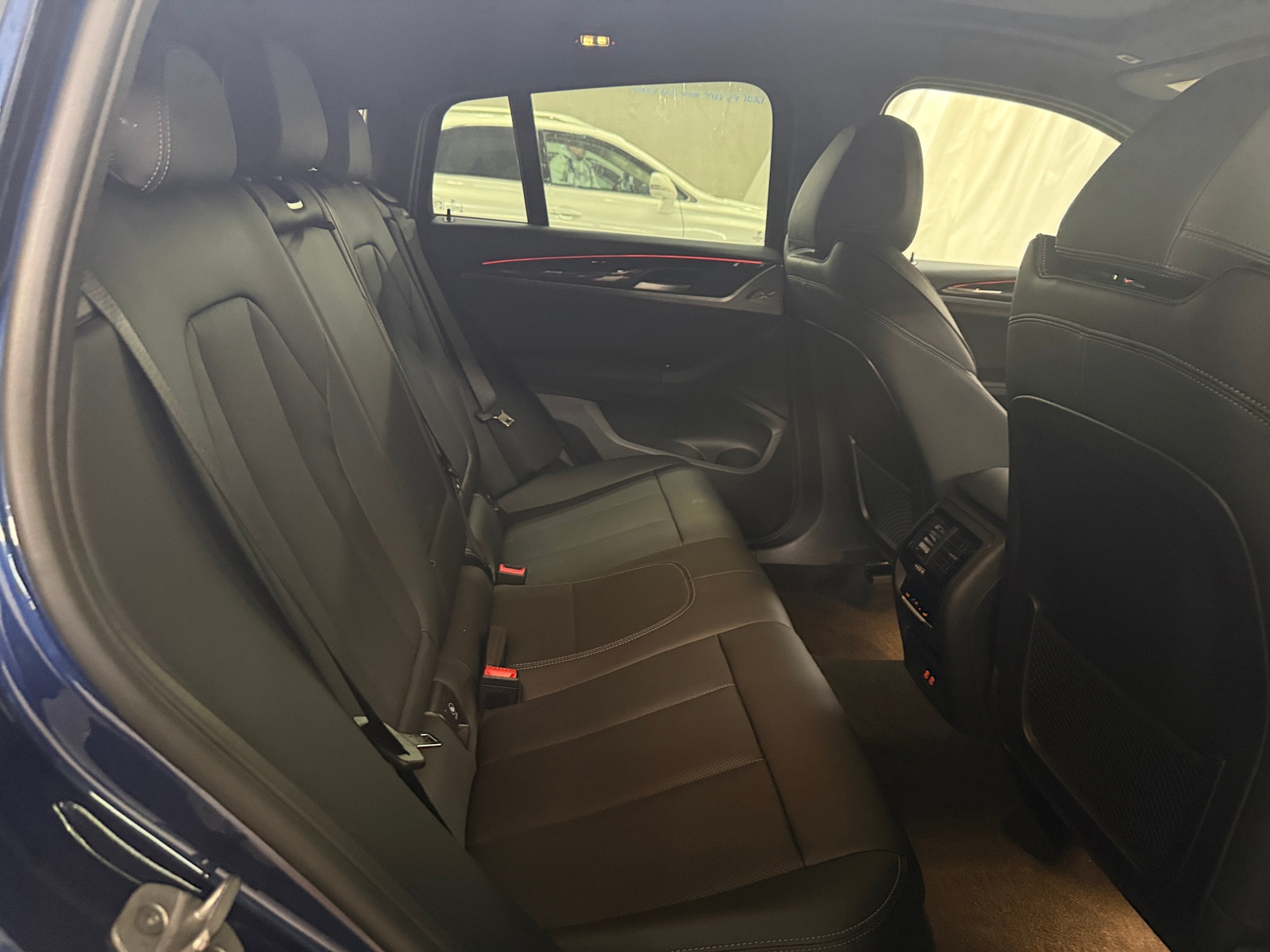 Thumbnail: 2025 BMW X4 - 5