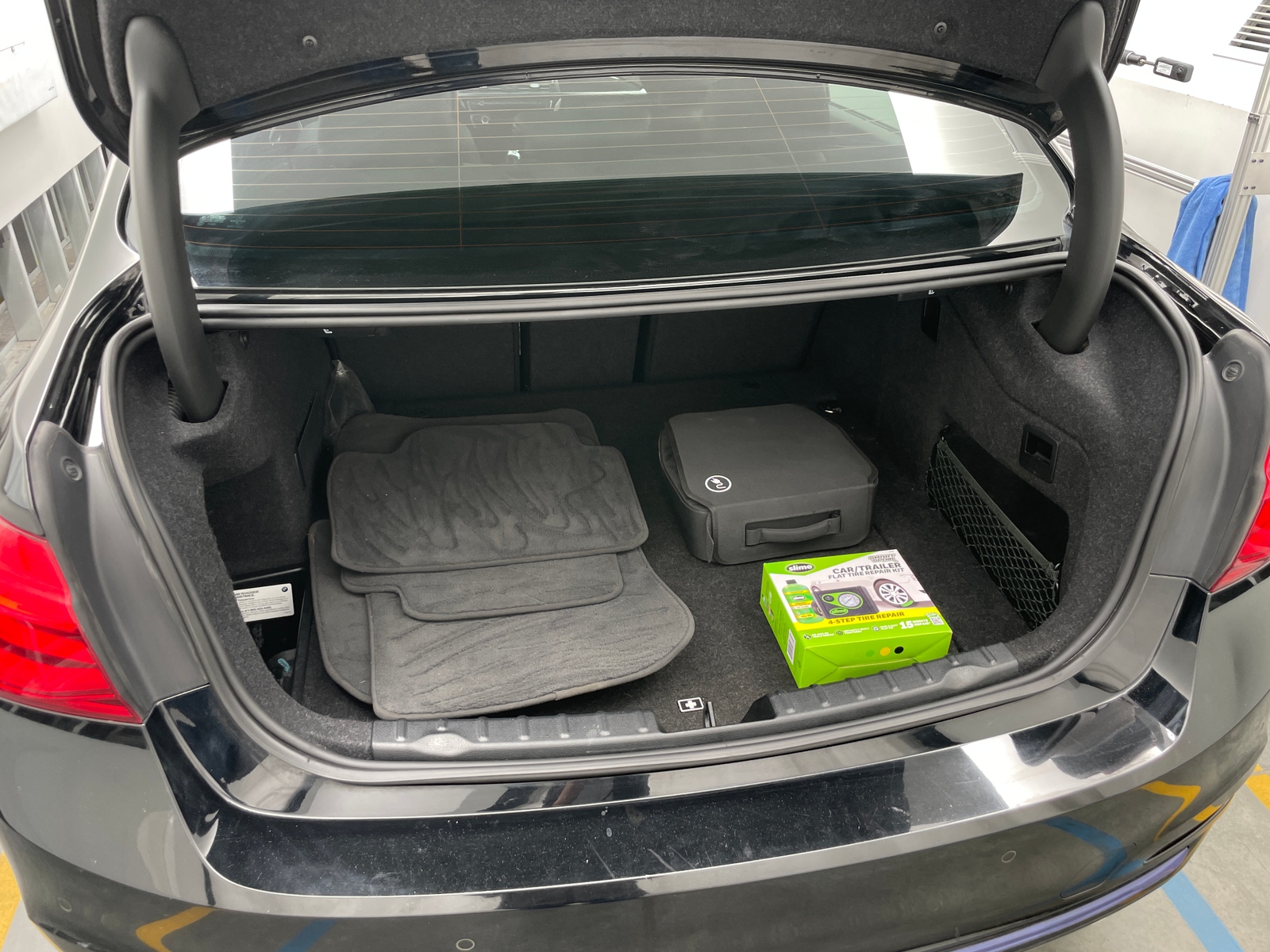 Thumbnail: 2018 BMW 3 Series - 6