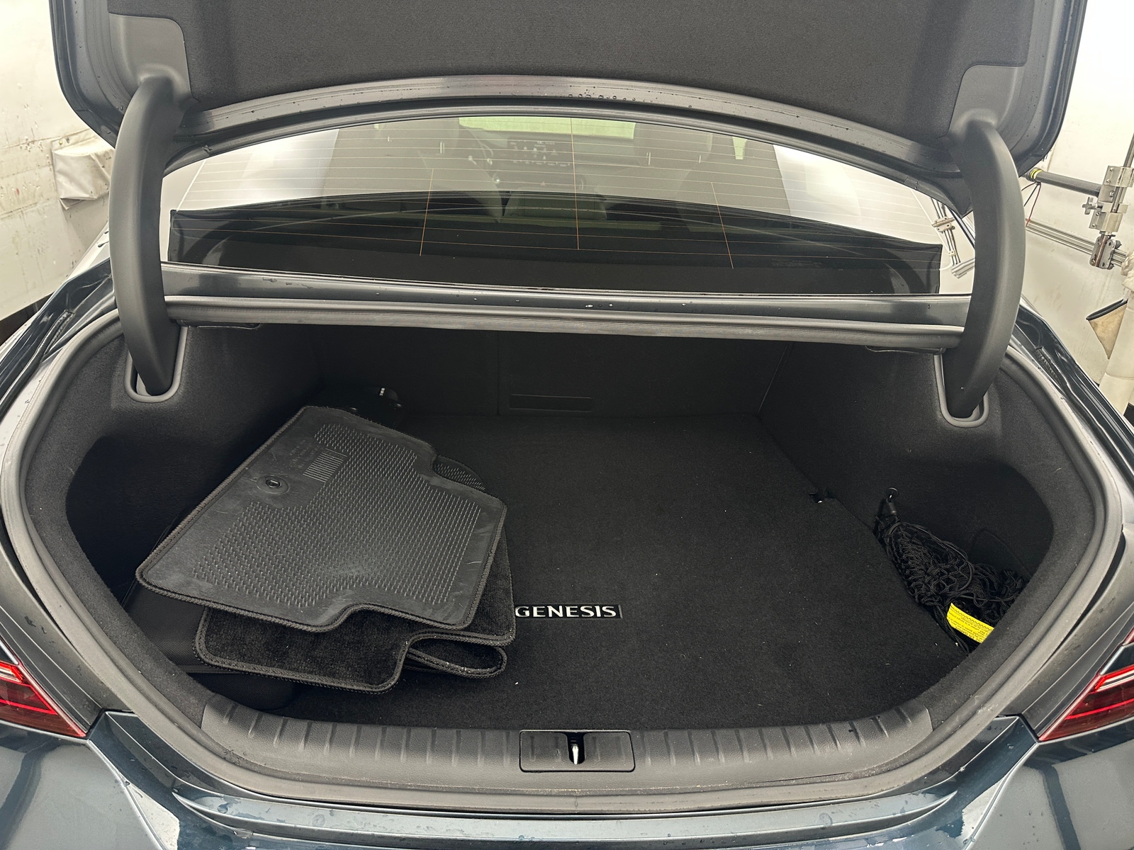 Thumbnail: 2024 Genesis G70 - 7