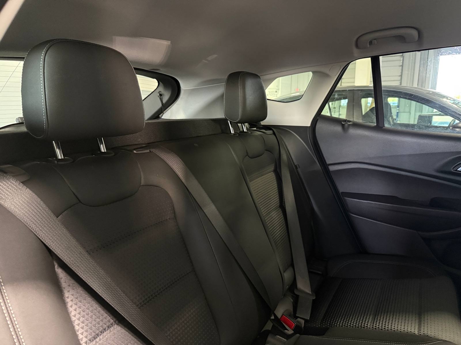 Thumbnail: 2025 Chevrolet Trax - 6