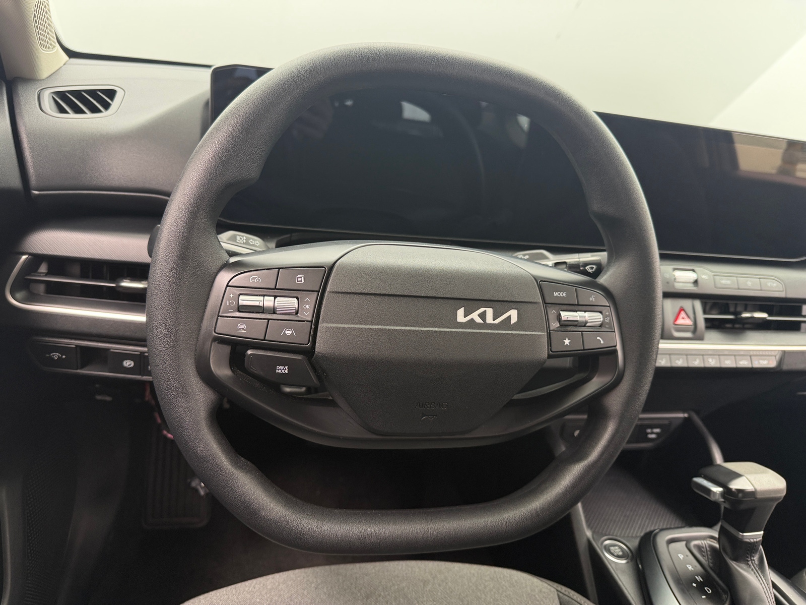 Thumbnail: 2025 Kia K4 - 5