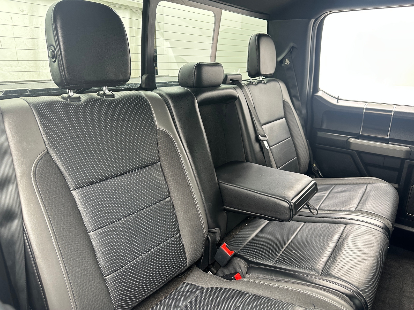 Thumbnail: 2019 Ford Econoline - 5