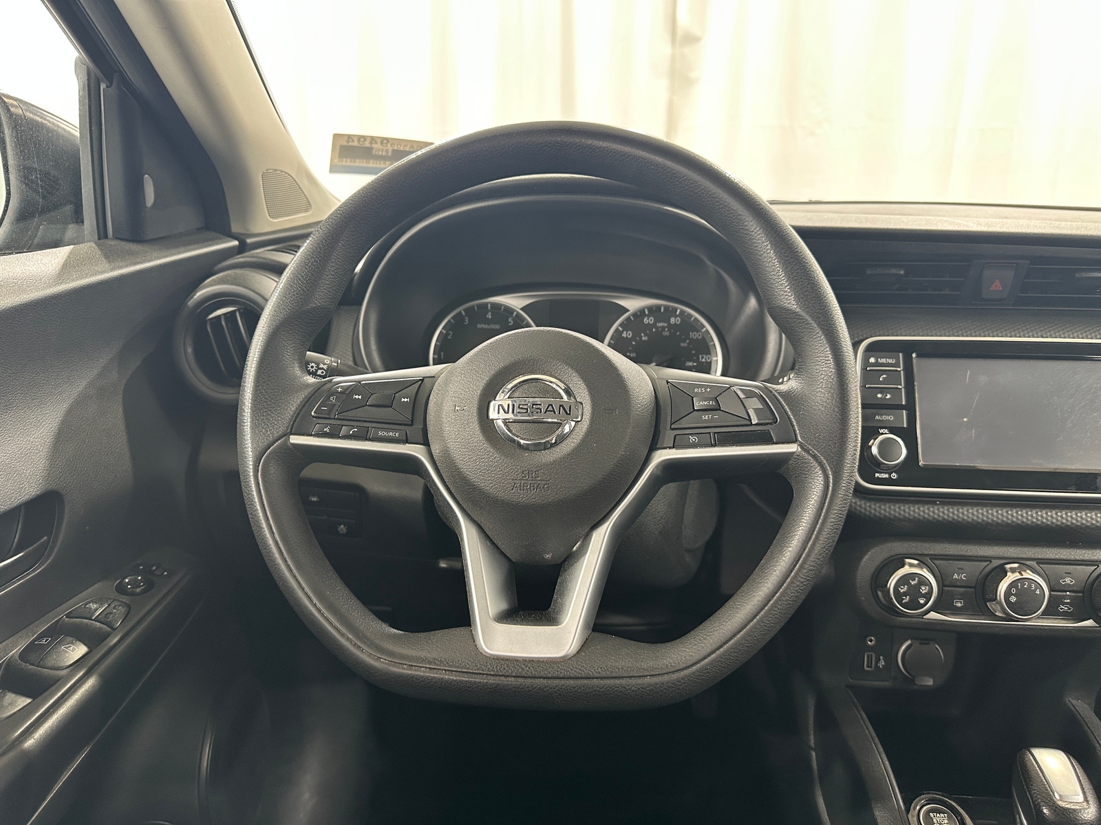 Thumbnail: 2021 Nissan Kicks - 5