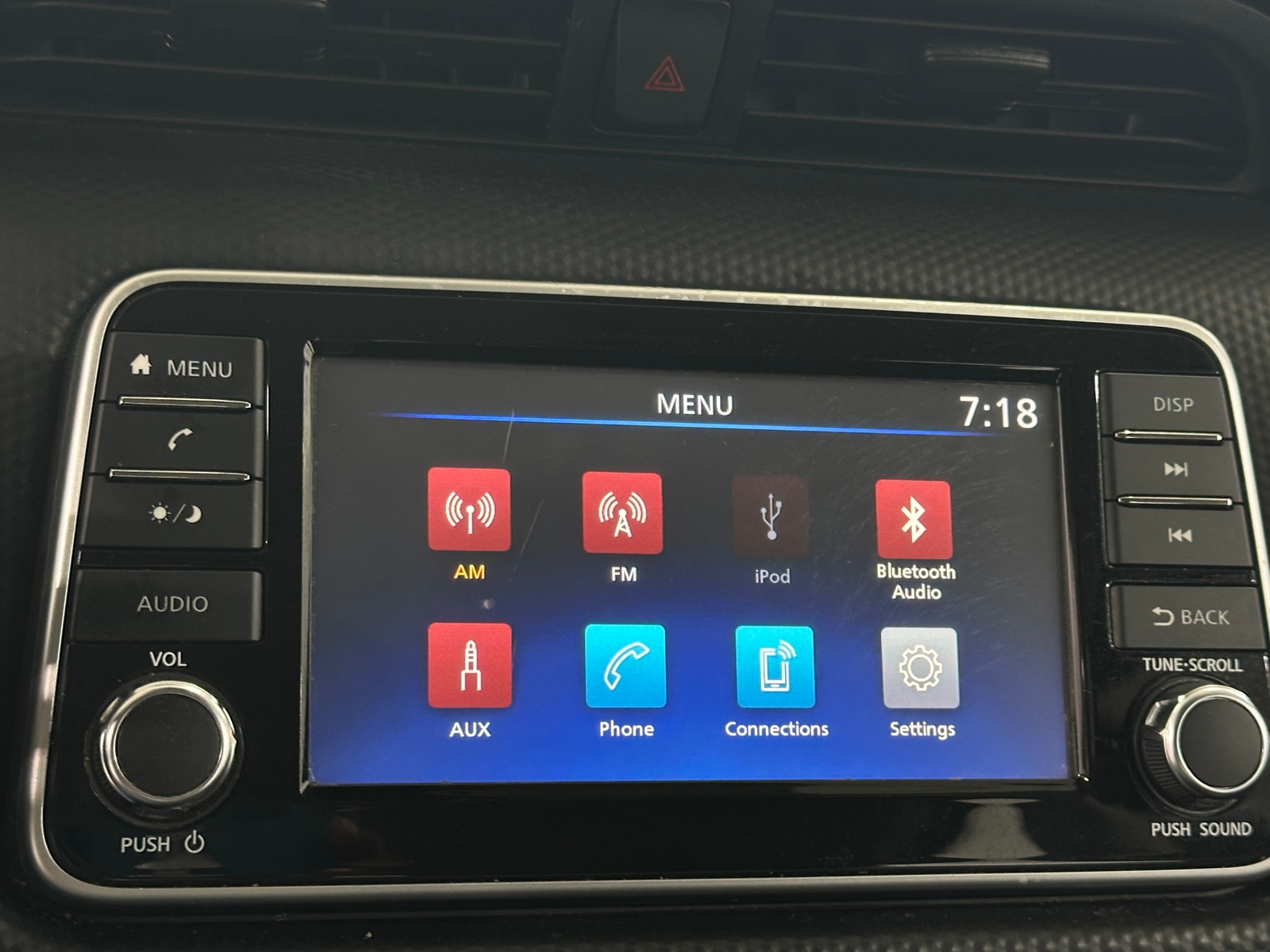 Thumbnail: 2021 Nissan Kicks - 4