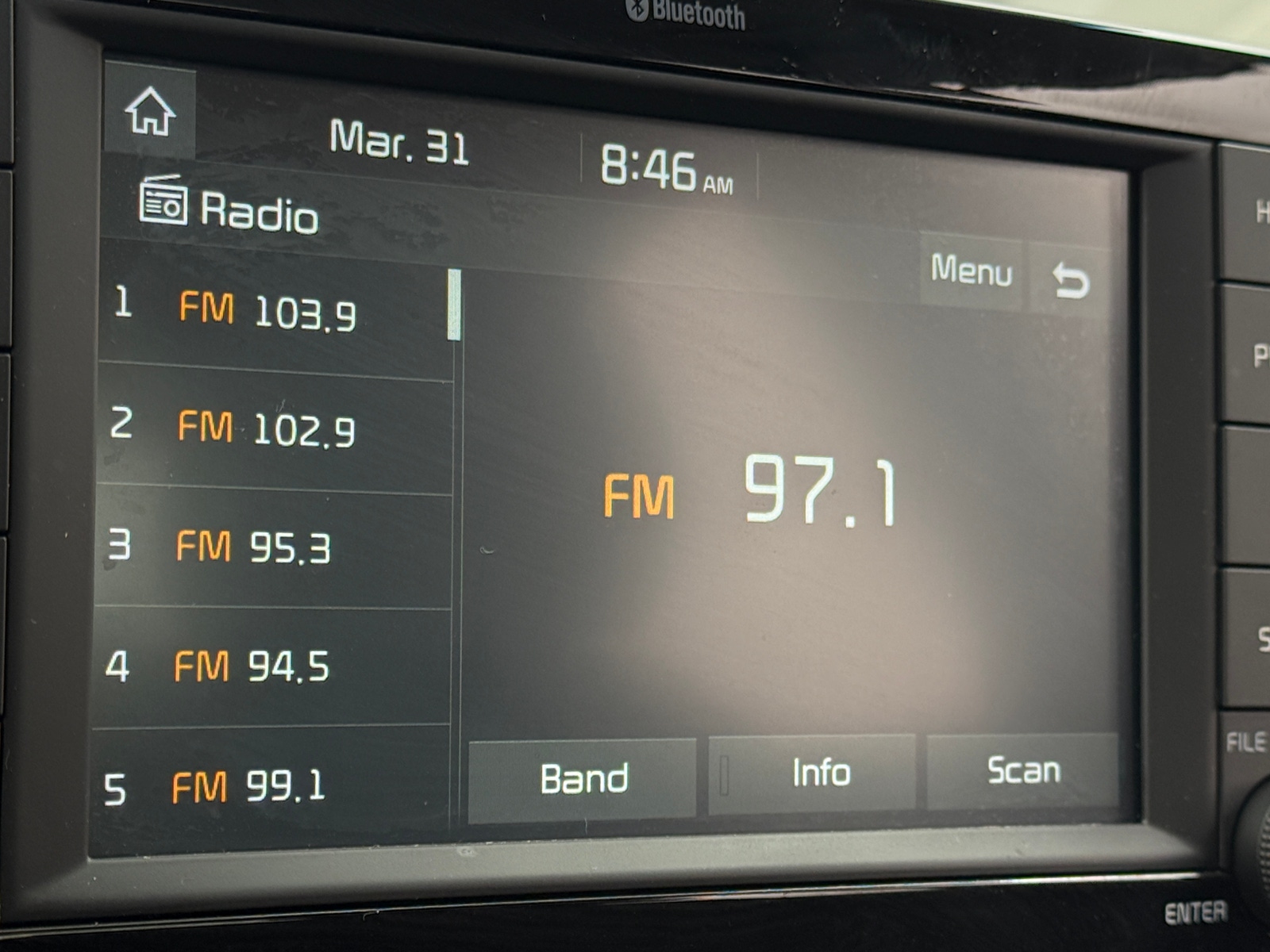 Thumbnail: 2020 Kia Rio - 4