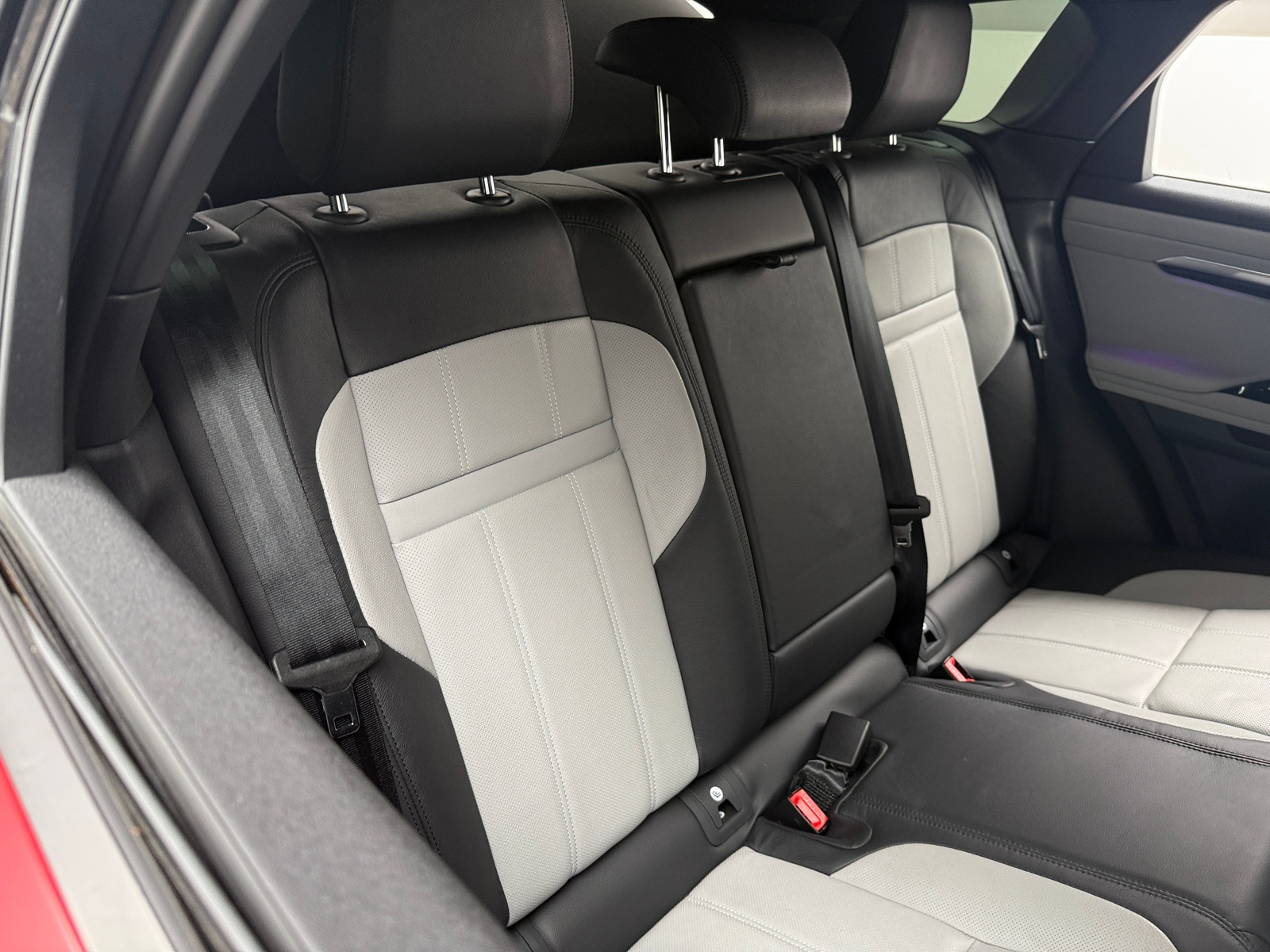 Thumbnail: 2023 Land Rover Range Rover Evoque - 5