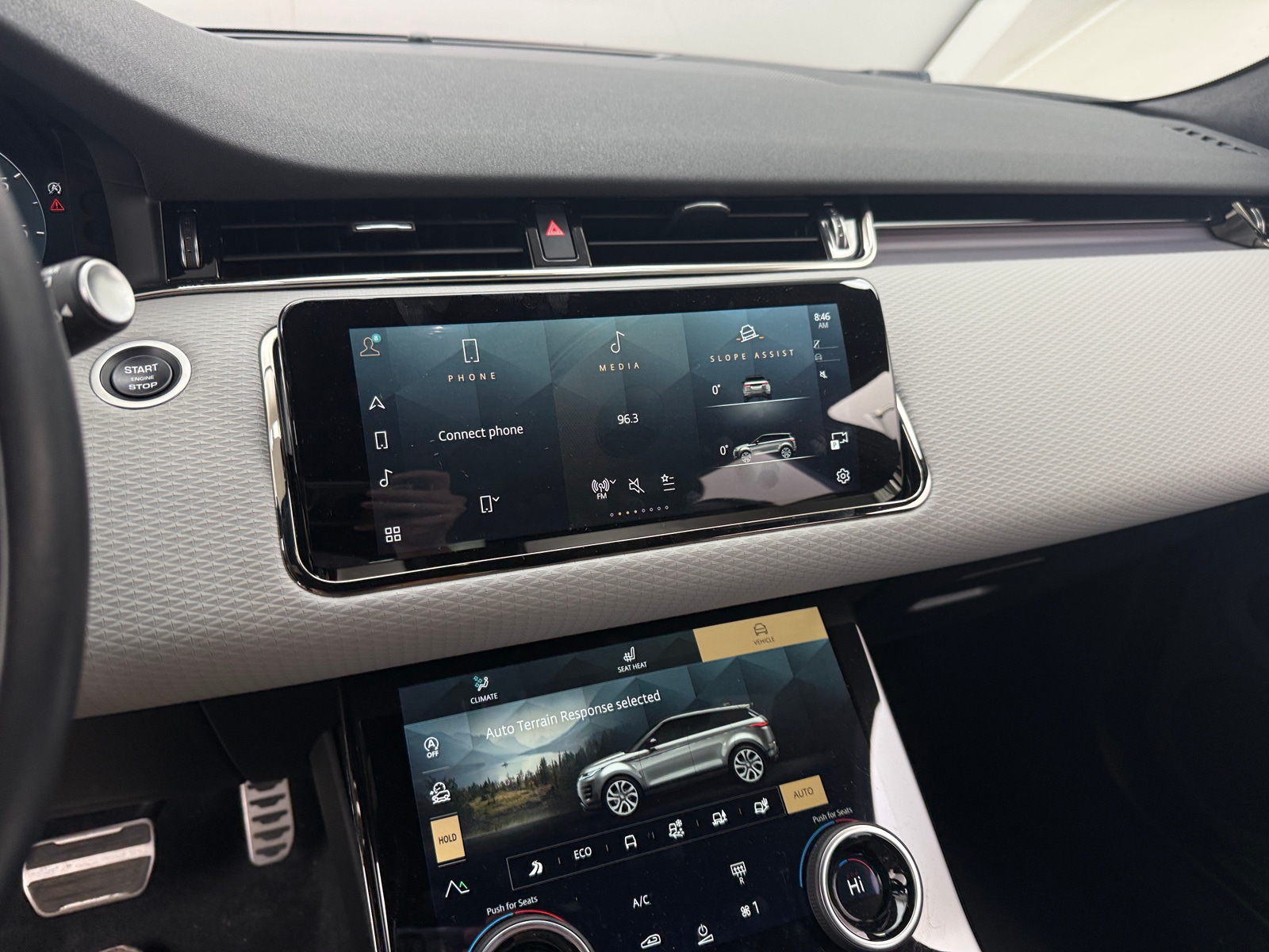 Thumbnail: 2023 Land Rover Range Rover Evoque - 3