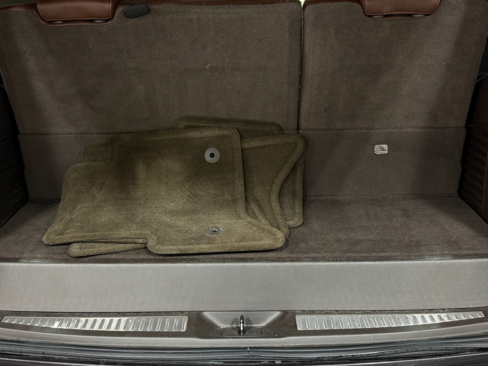 Thumbnail: 2015 Chevrolet Tahoe - 6
