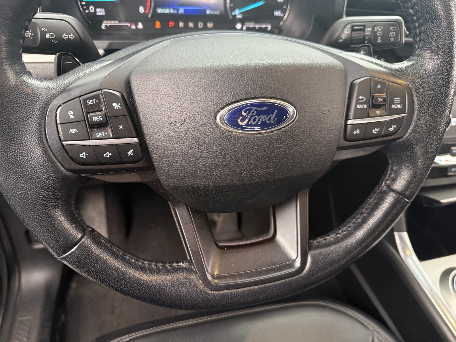 Thumbnail: 2020 Ford Explorer - 4