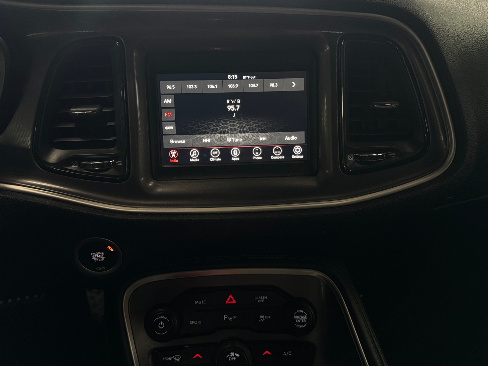 Thumbnail: 2022 Dodge Challenger - 3