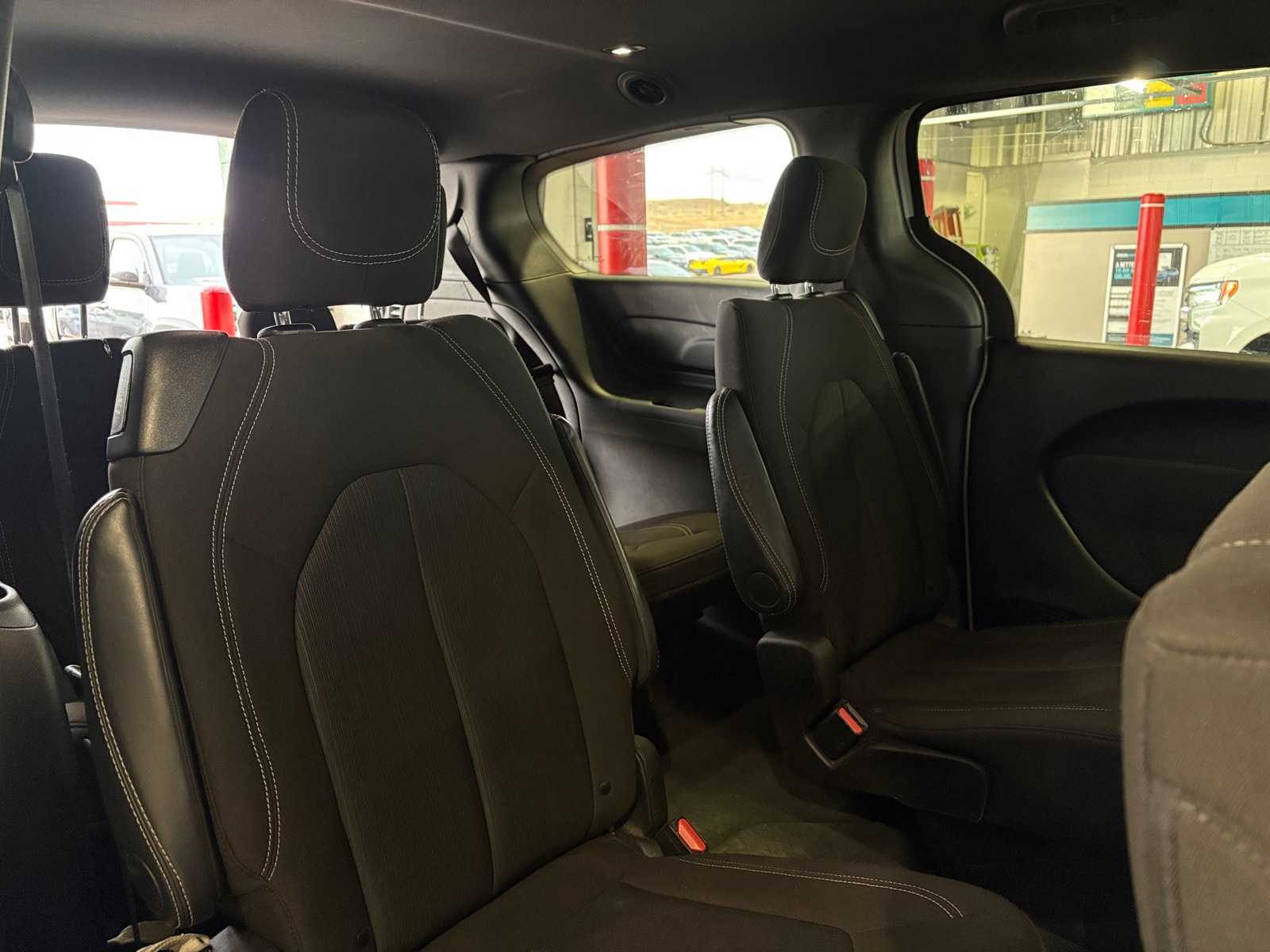 Thumbnail: 2024 Chrysler Pacifica - 6