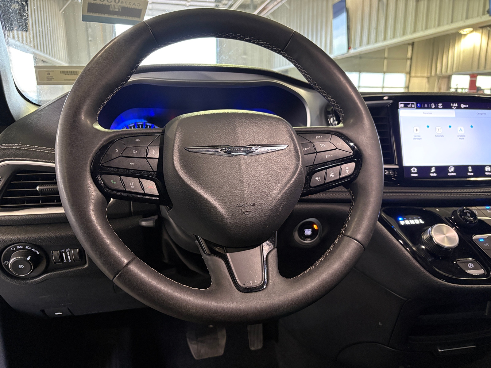 Thumbnail: 2024 Chrysler Pacifica - 5