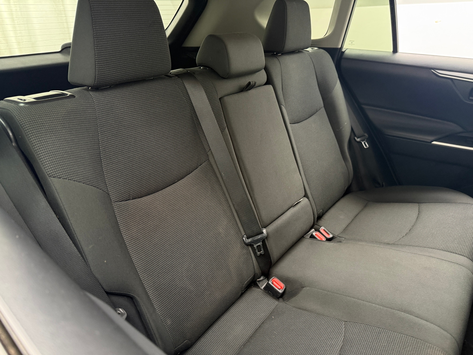 Thumbnail: 2019 Toyota RAV4 - 6