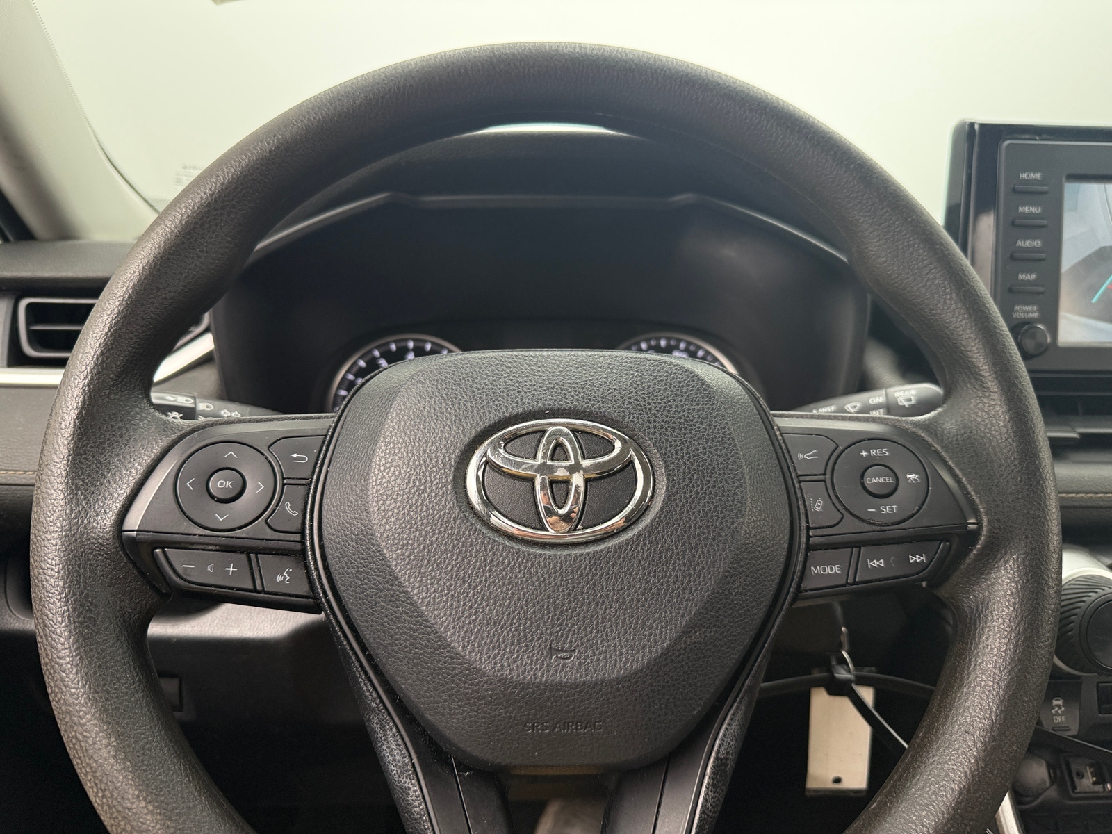 Thumbnail: 2019 Toyota RAV4 - 5