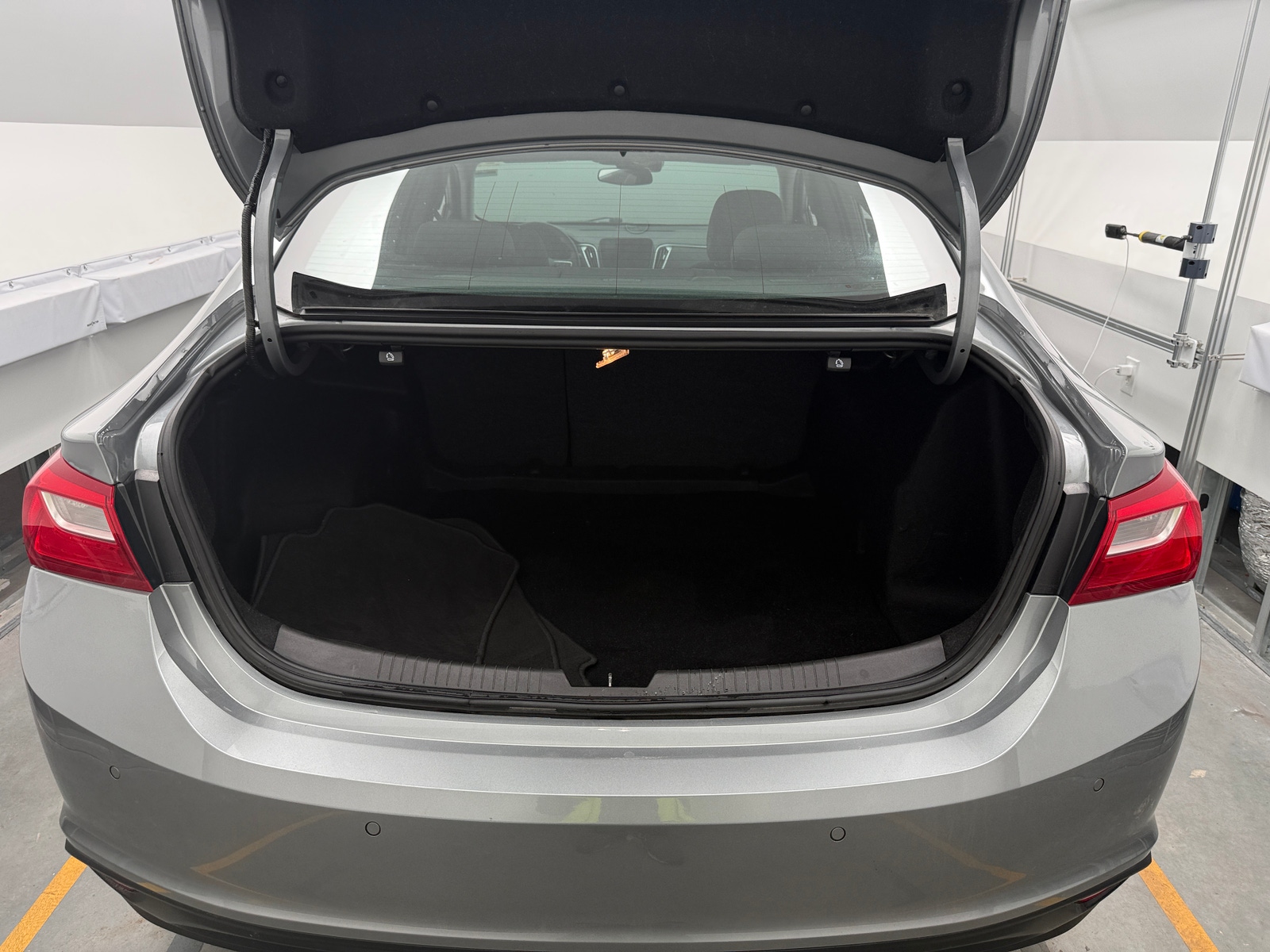 Thumbnail: 2023 Chevrolet Malibu - 7