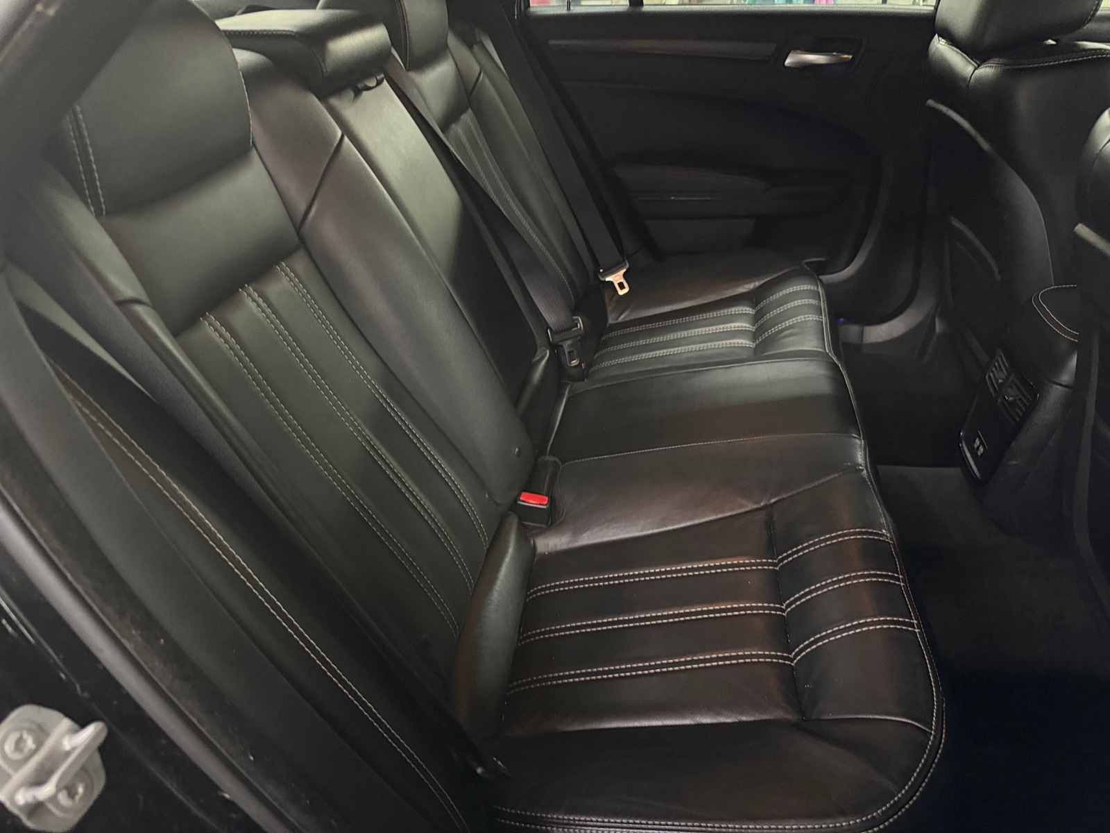 Thumbnail: 2015 Chrysler 300 - 5