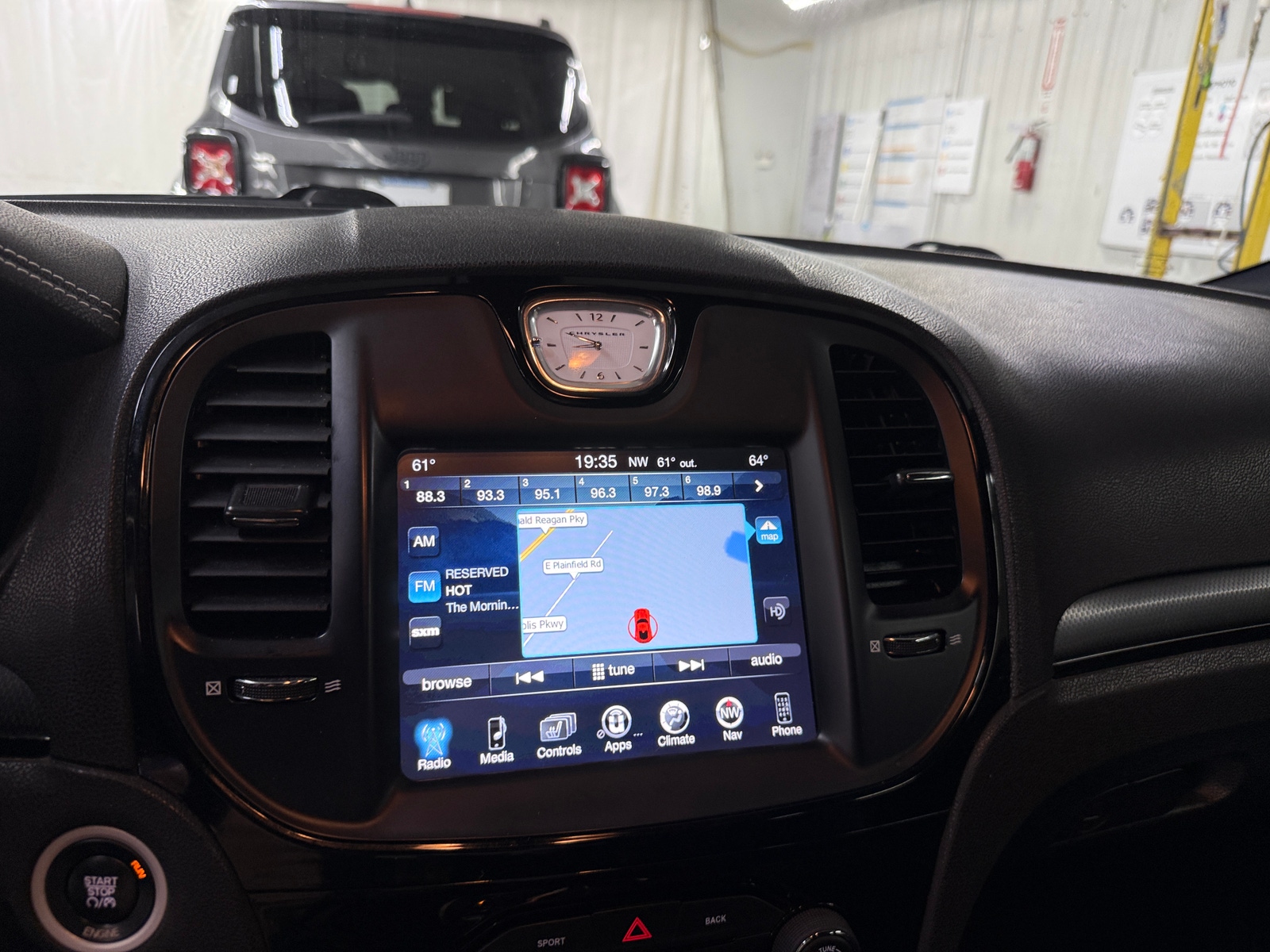 Thumbnail: 2015 Chrysler 300 - 3