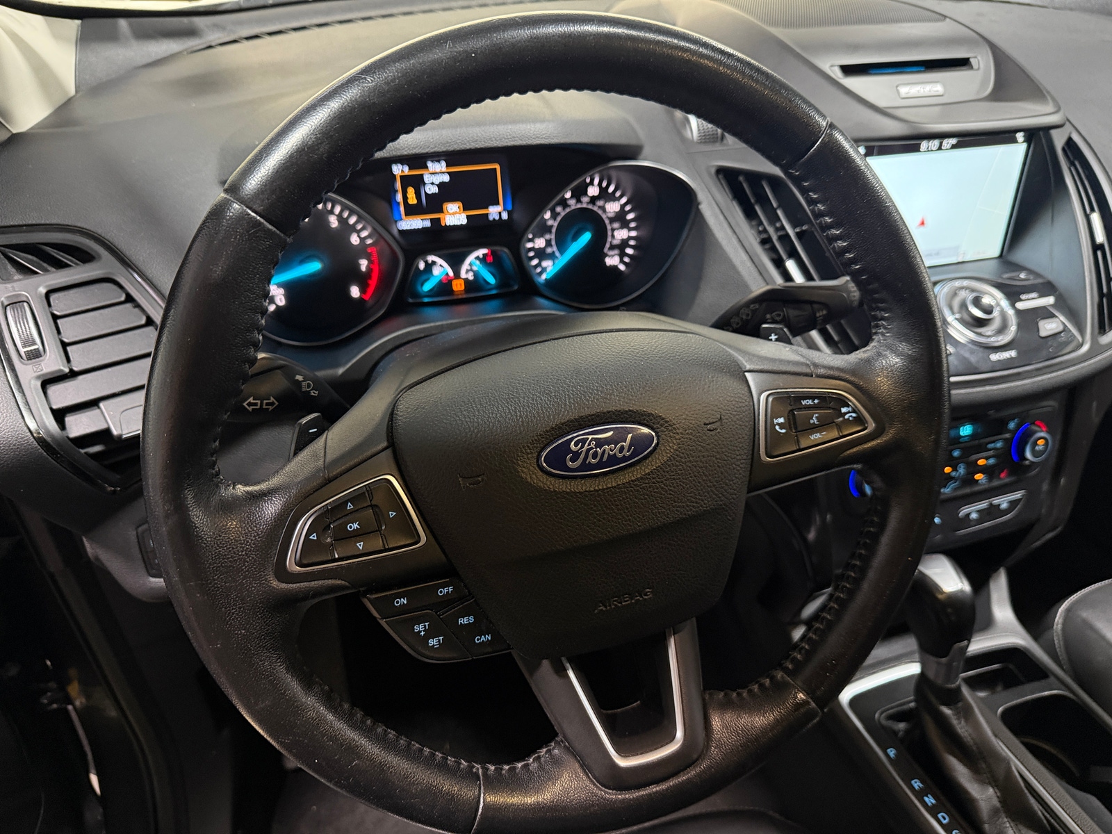 Thumbnail: 2017 Ford Escape - 4