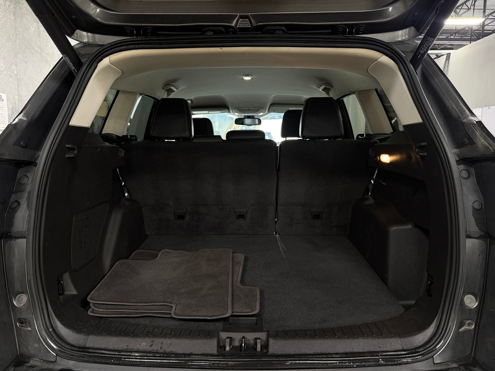 Thumbnail: 2017 Ford Escape - 6