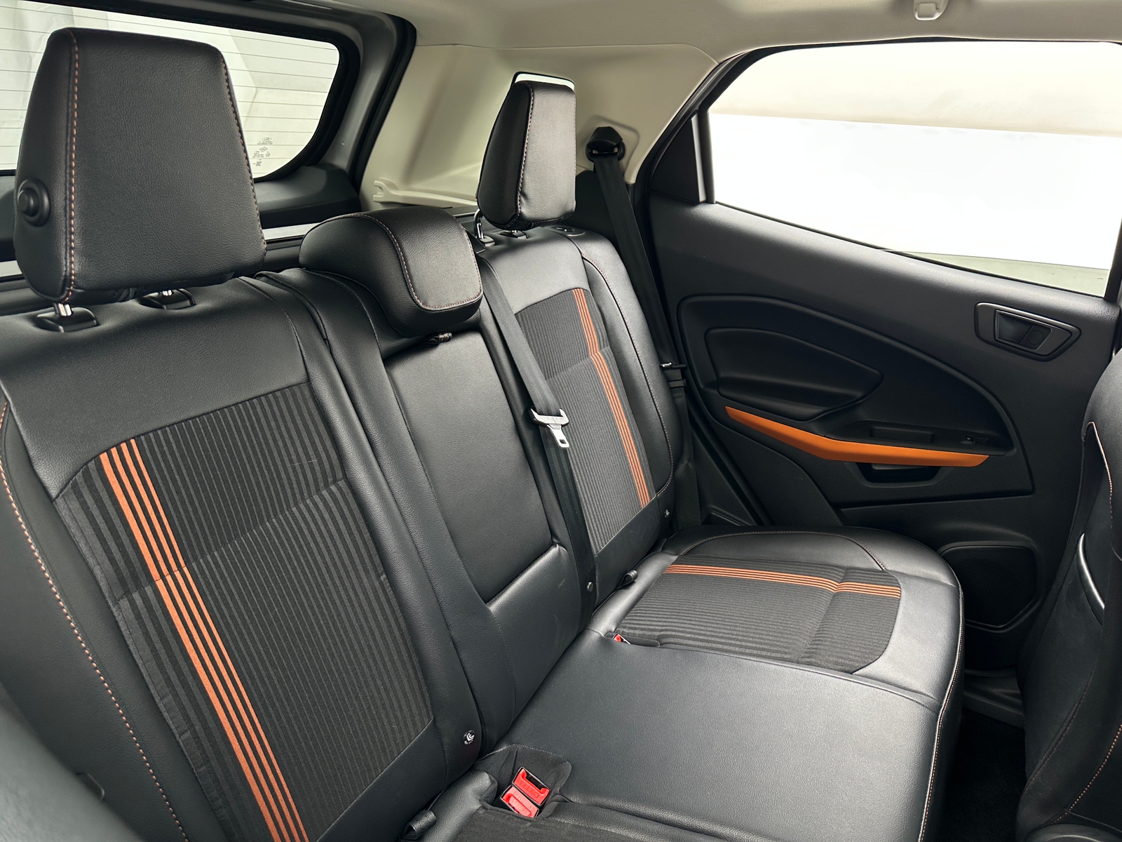 Thumbnail: 2018 Ford EcoSport - 5