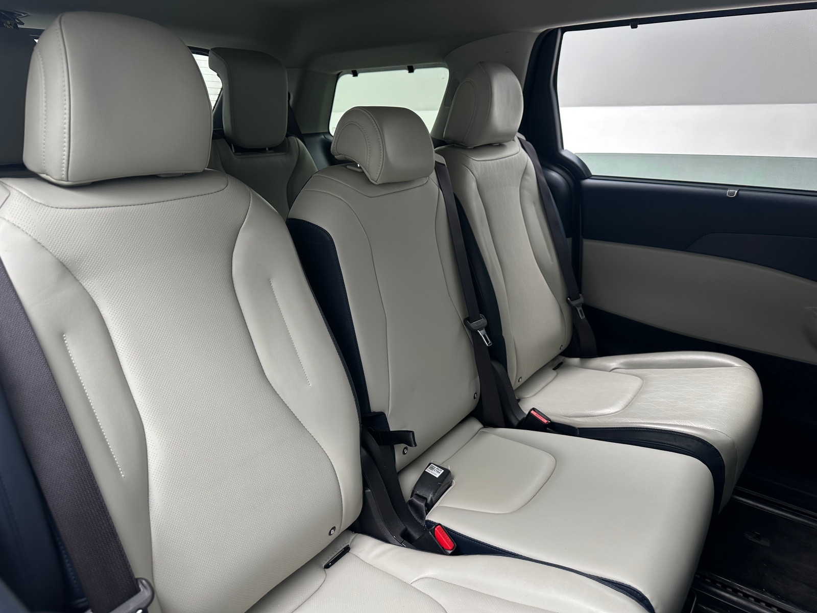 Thumbnail: 2025 Kia Carnival - 5