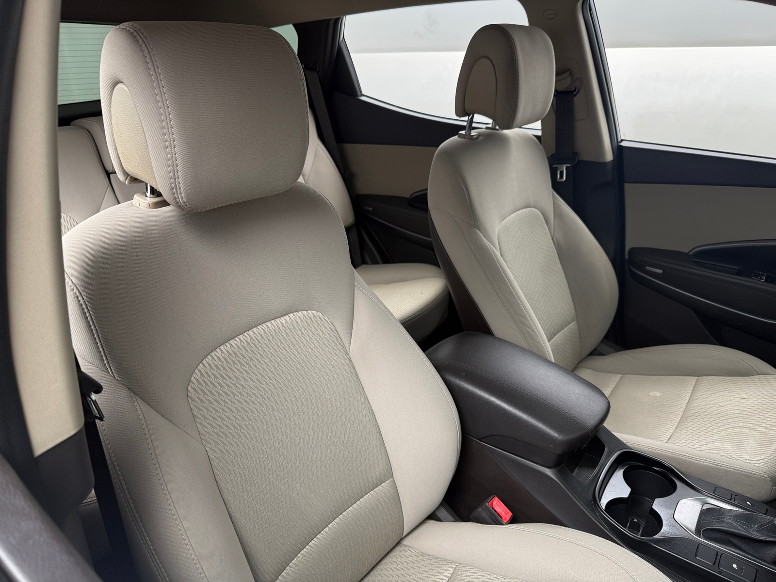 Thumbnail: 2017 Hyundai Santa Fe - 2