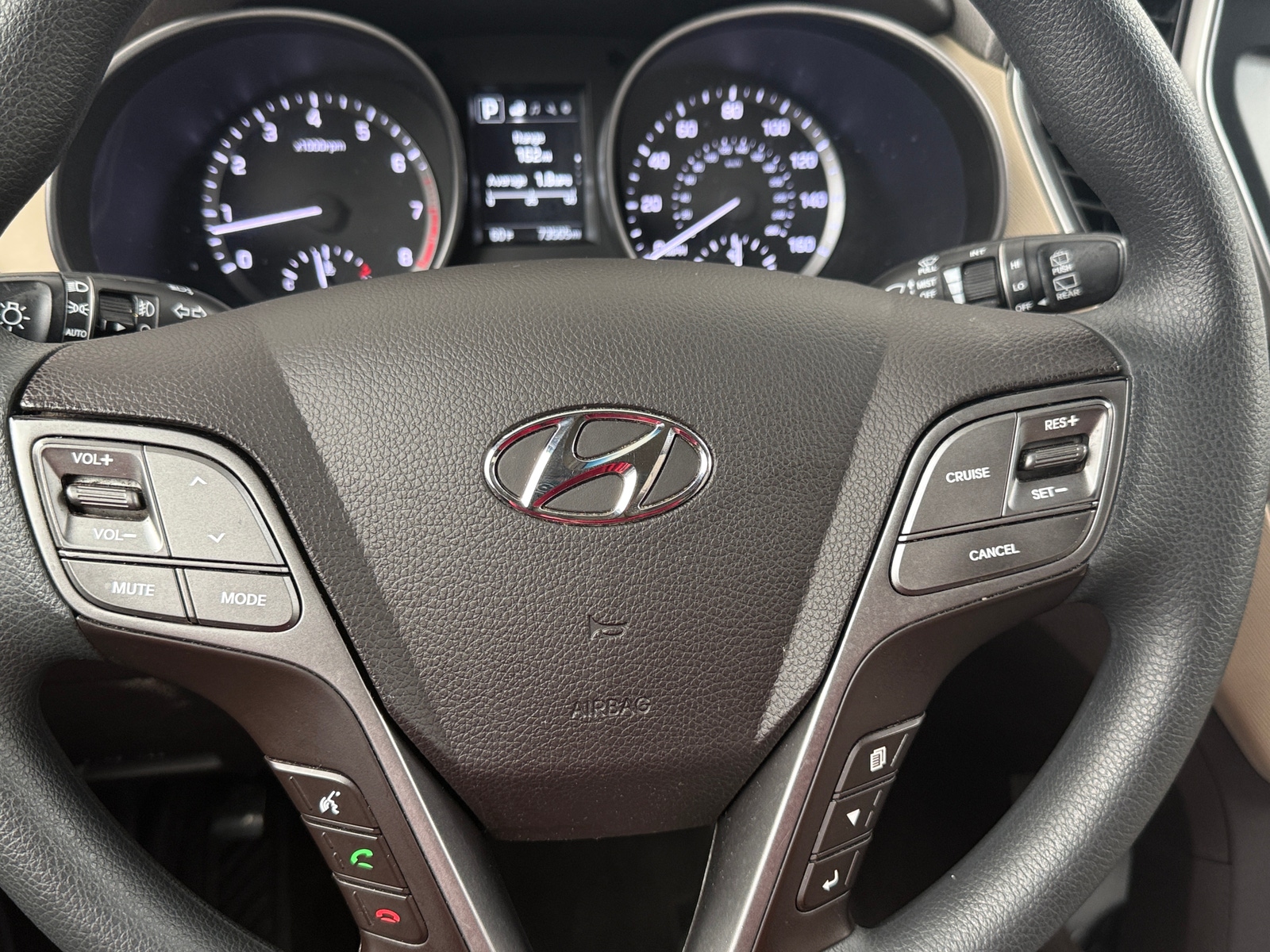 Thumbnail: 2017 Hyundai Santa Fe - 5