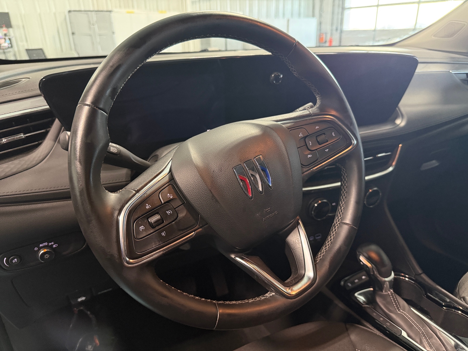 Thumbnail: 2025 Buick Encore GX - 4