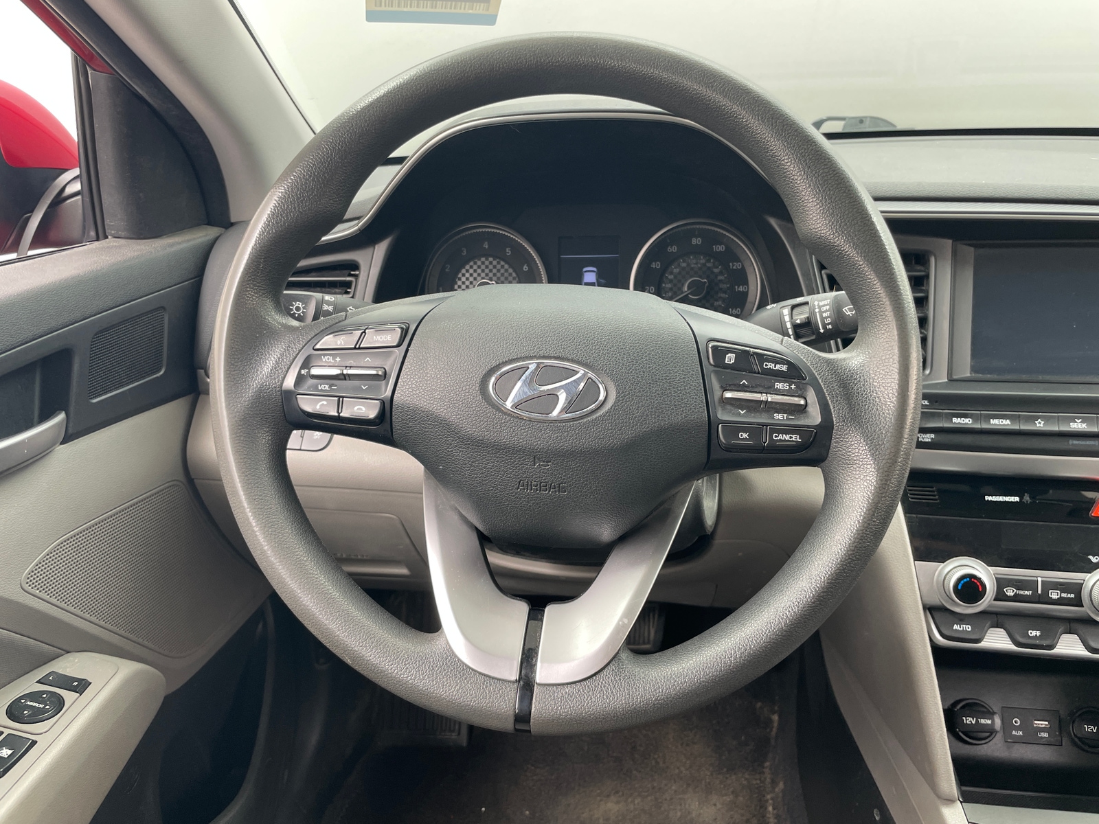Thumbnail: 2020 Hyundai Elantra - 5