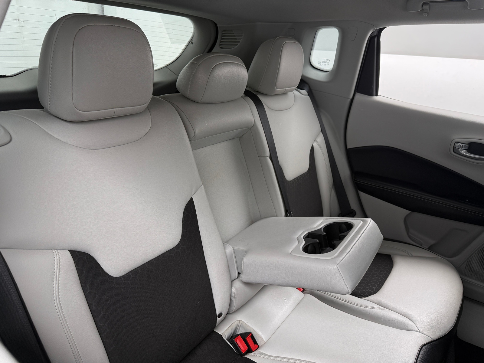 Thumbnail: 2018 Jeep Compass - 6